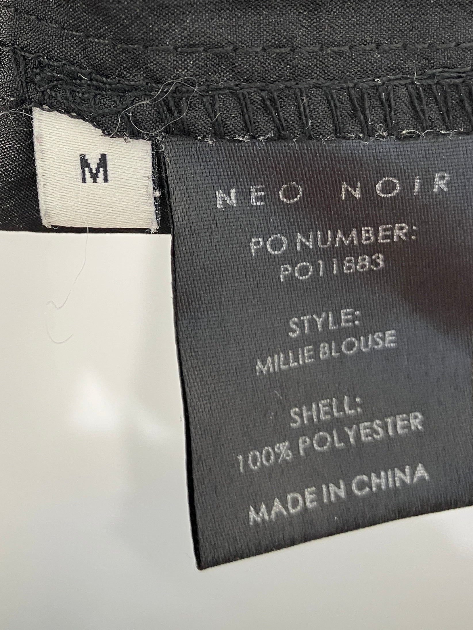 Neo Noir Bluse