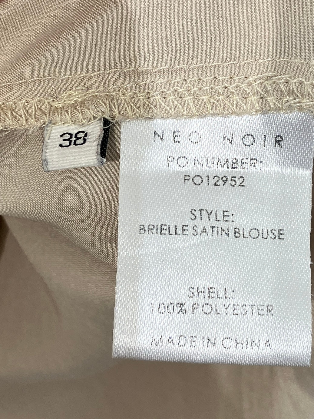 Neo Noir Bluse