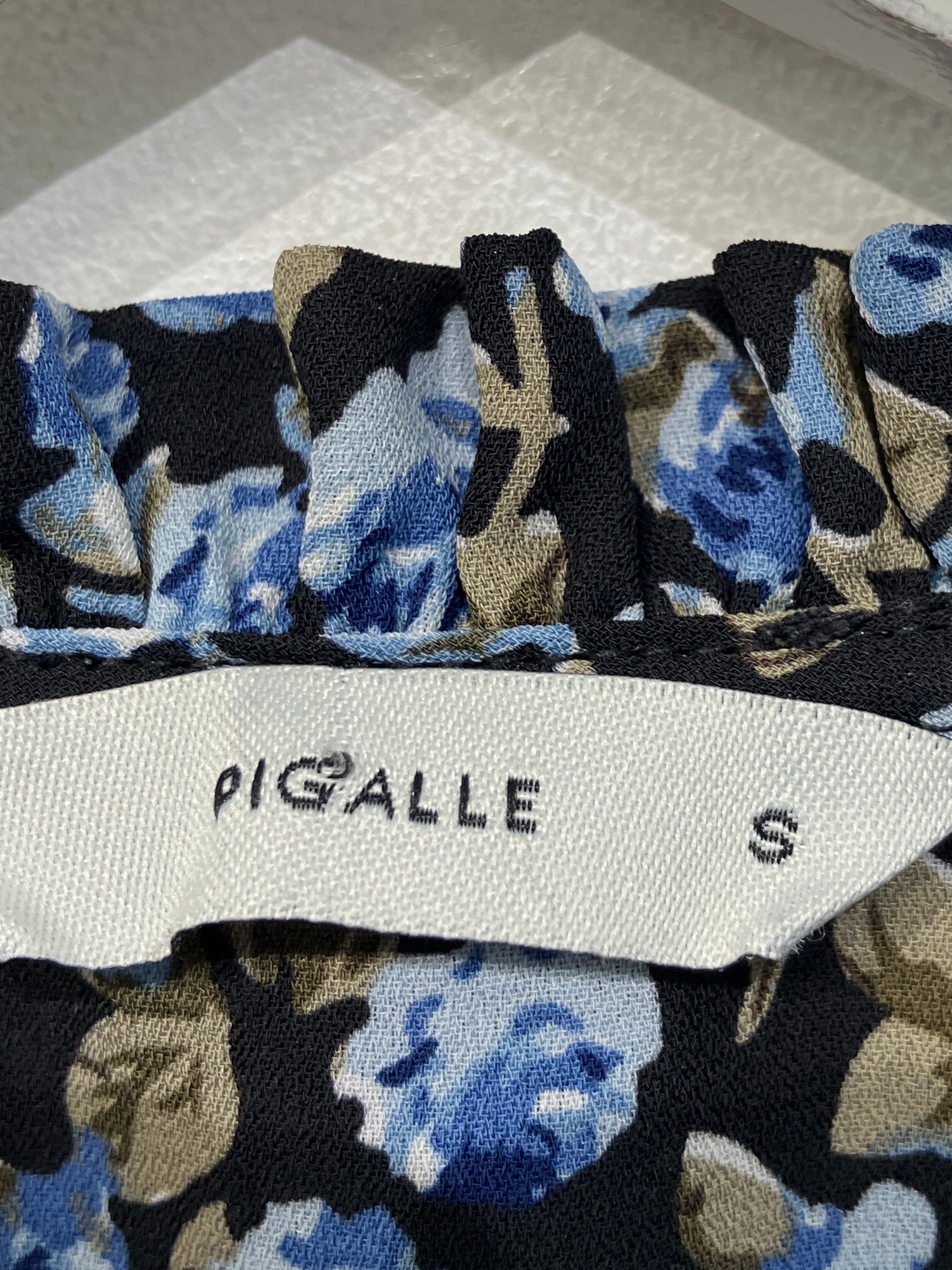 Pigalle Bluse