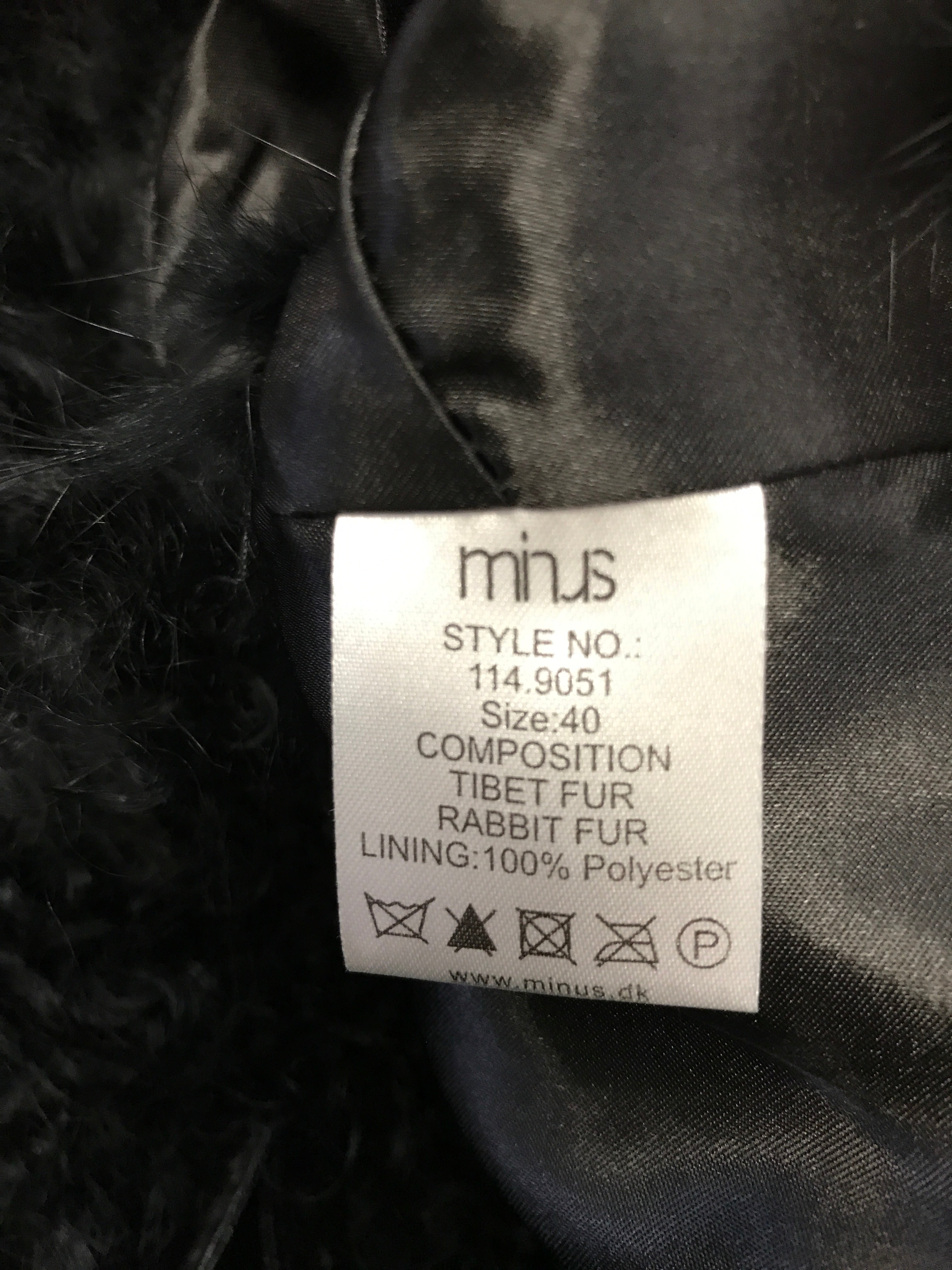 Minus Vest