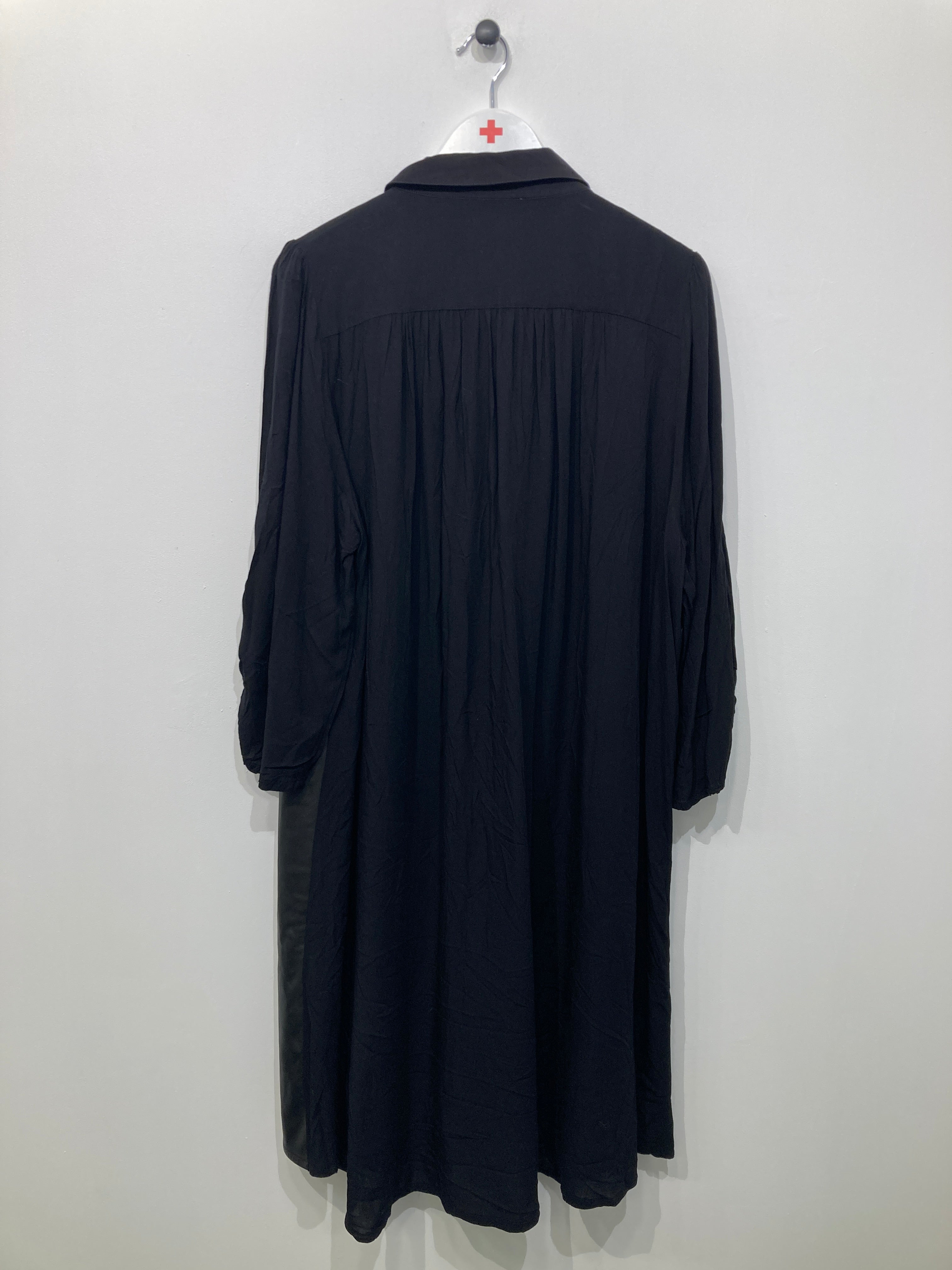 Studio Clothing Kjole
