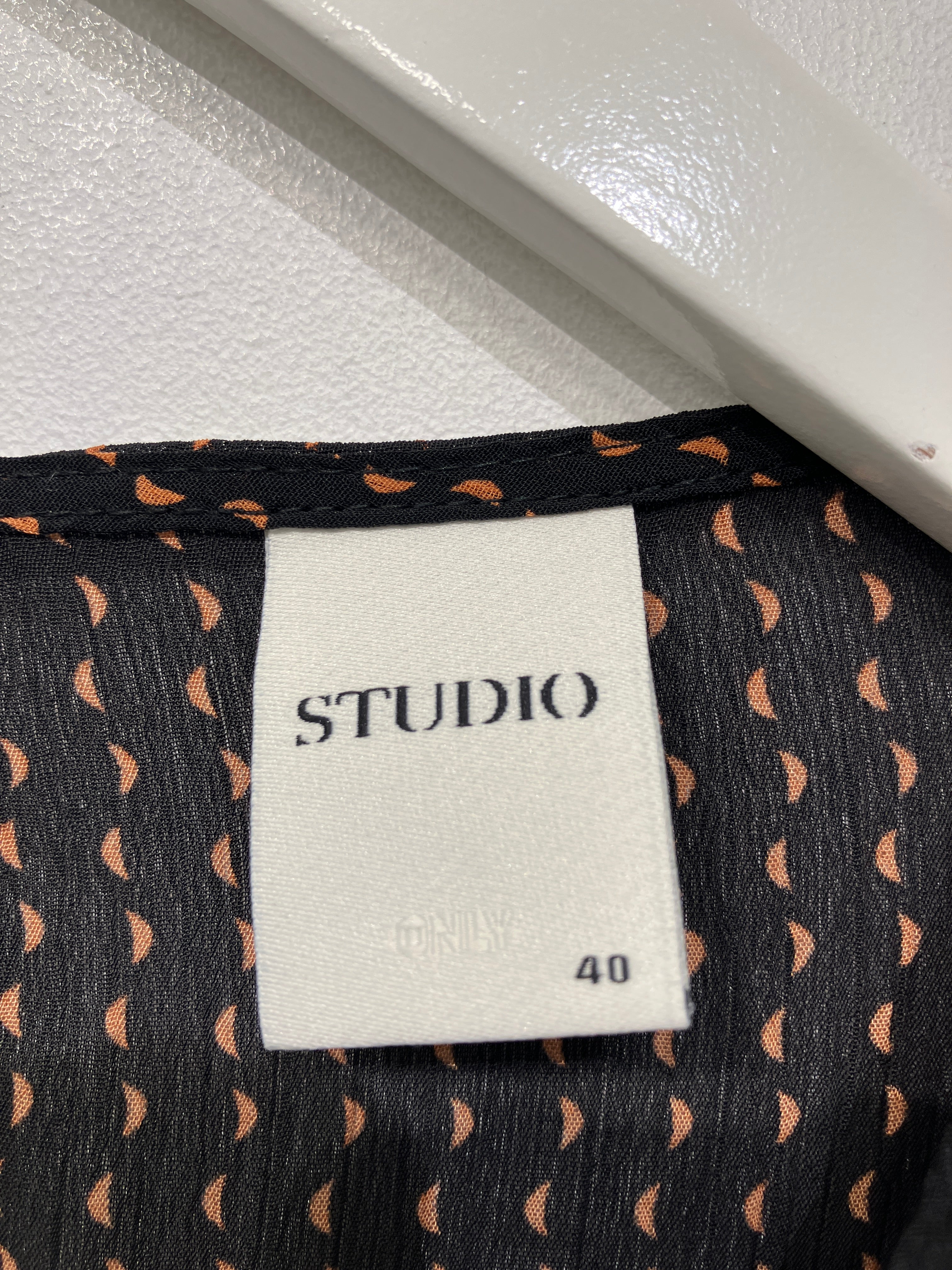 Studio Bluse
