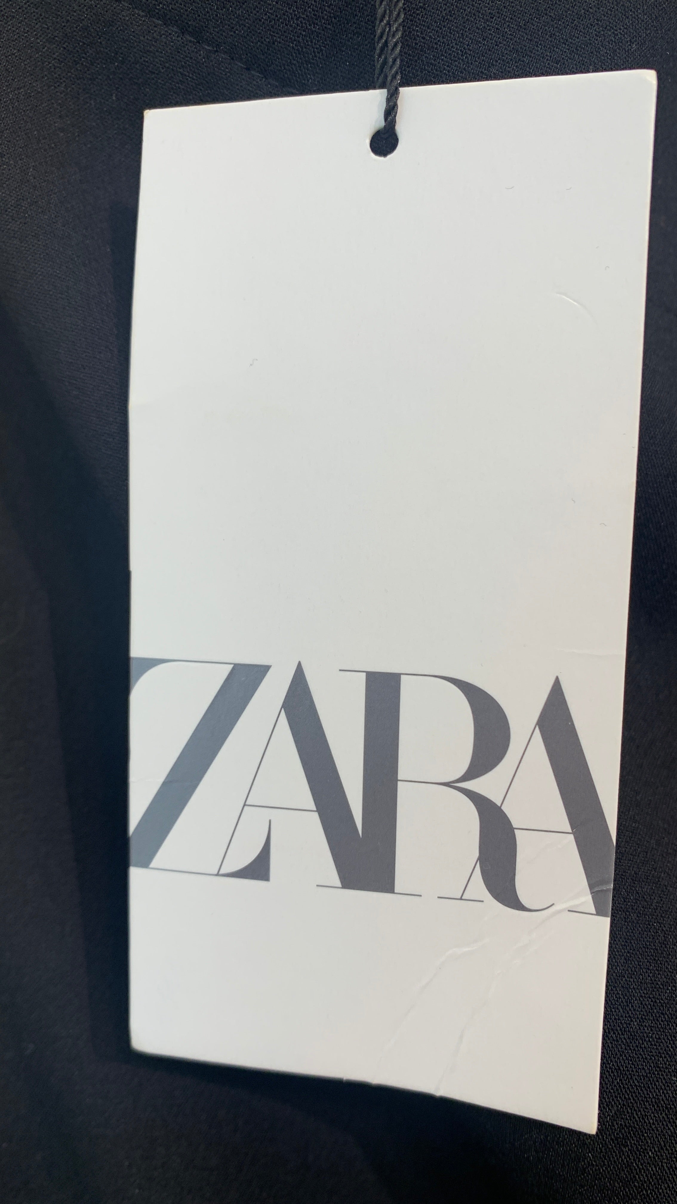 Zara Bukser