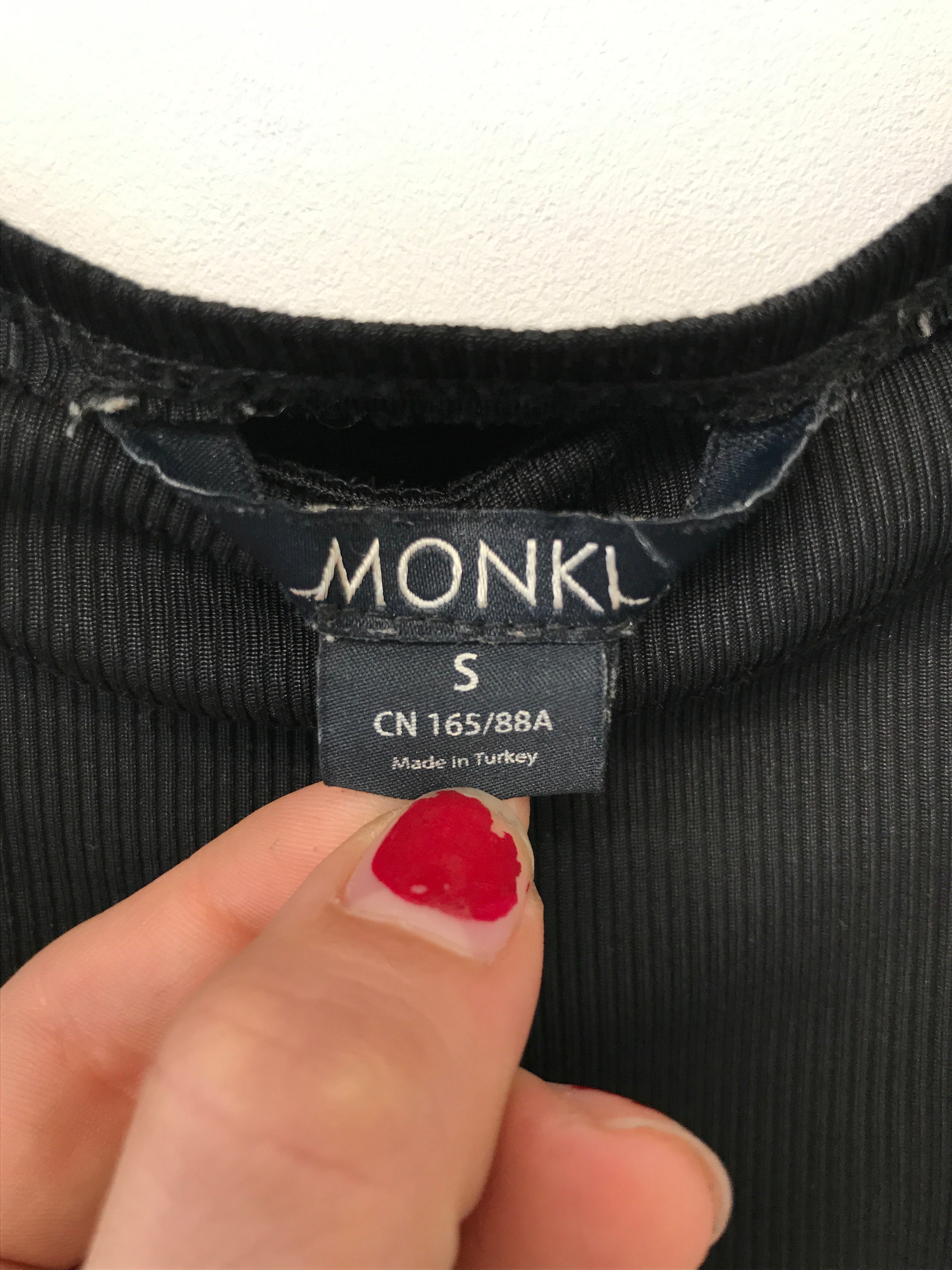 Monki Top