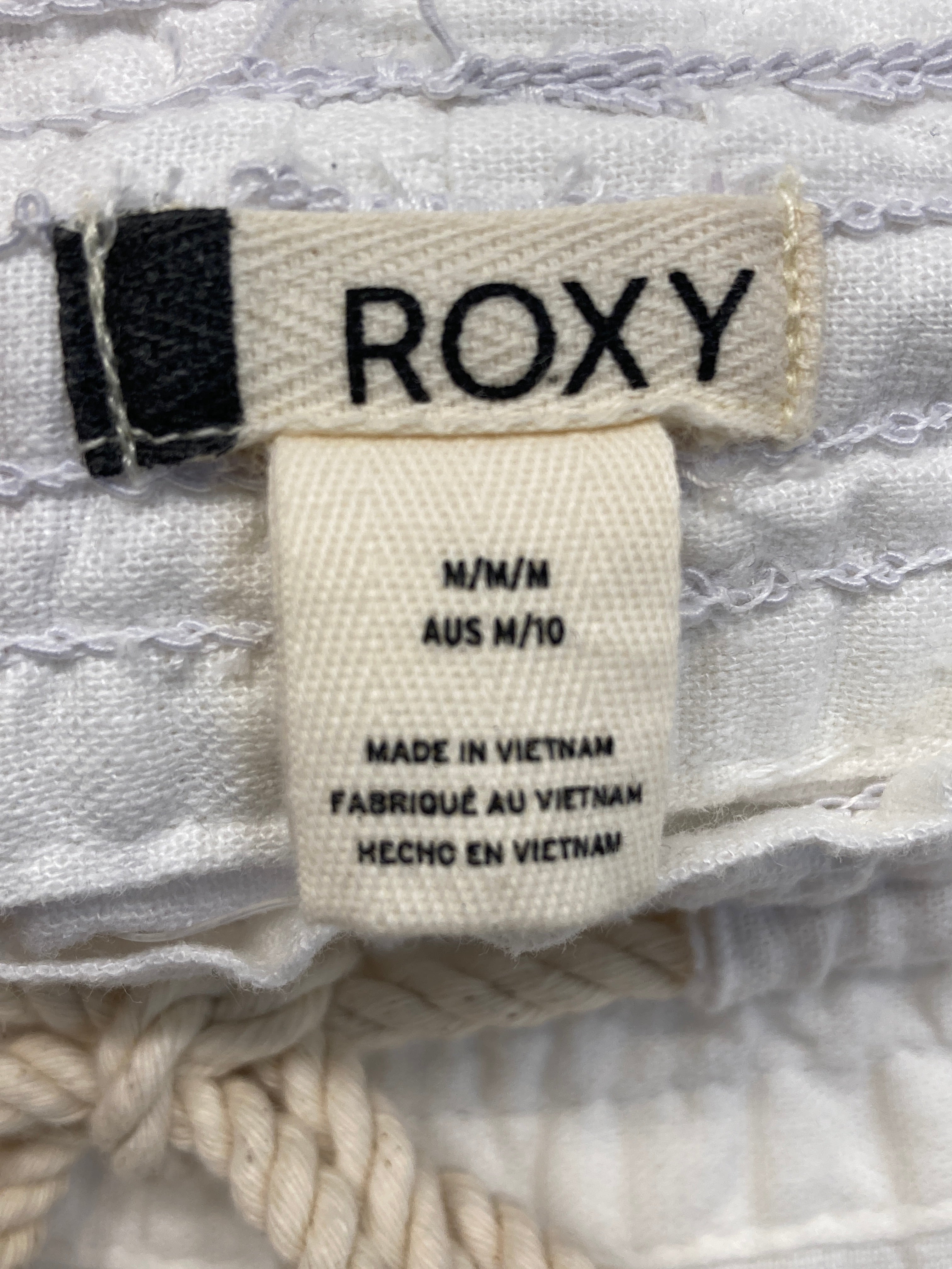 Roxy Bukser