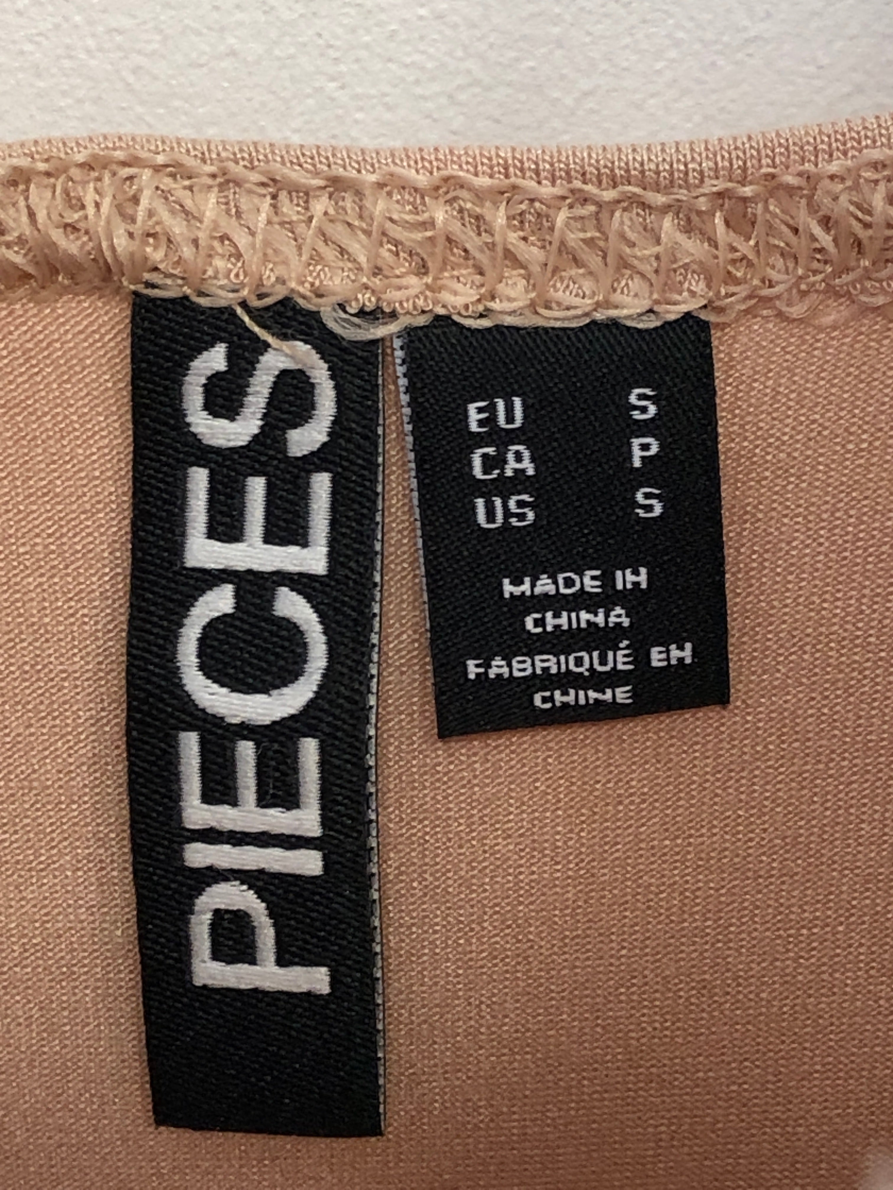 Pieces Top