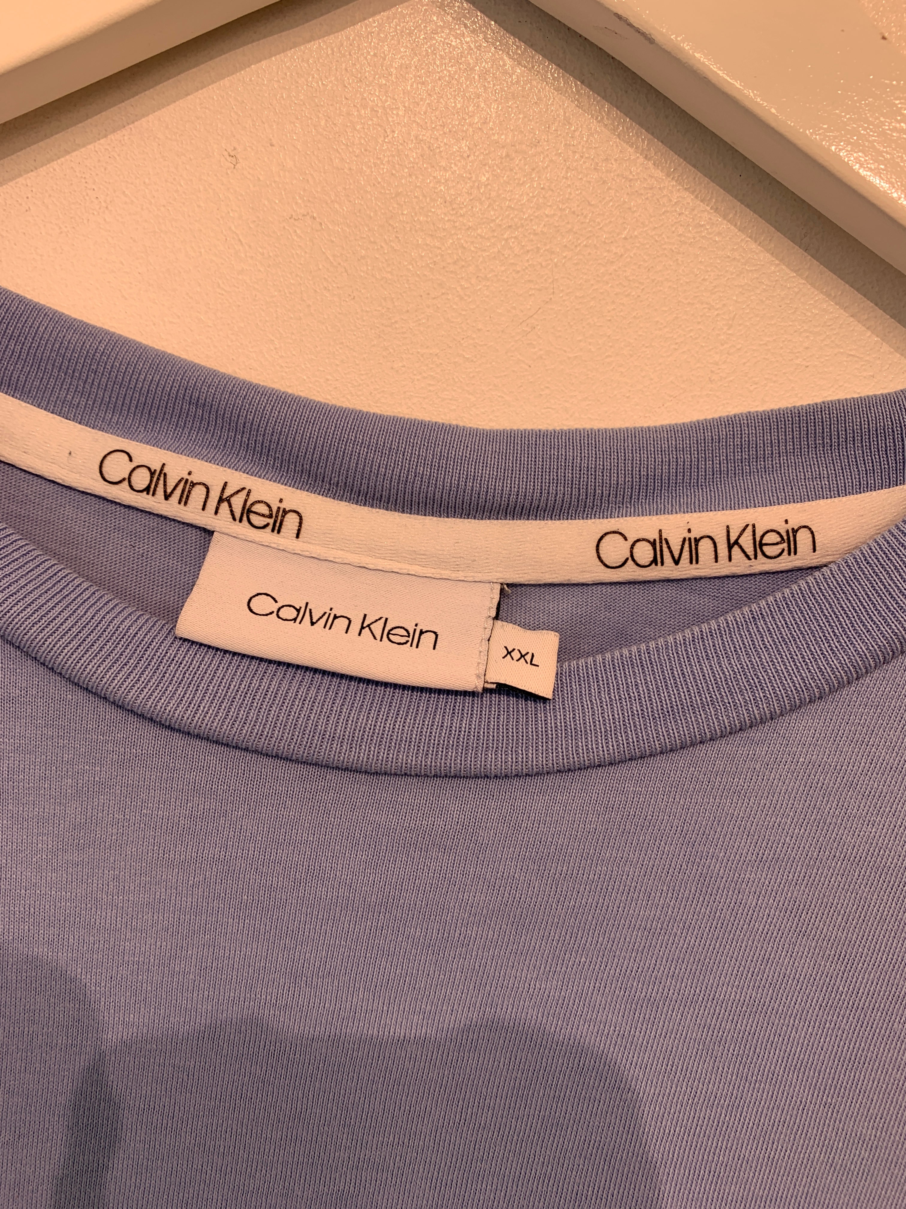 Calvin Klein T-shirt