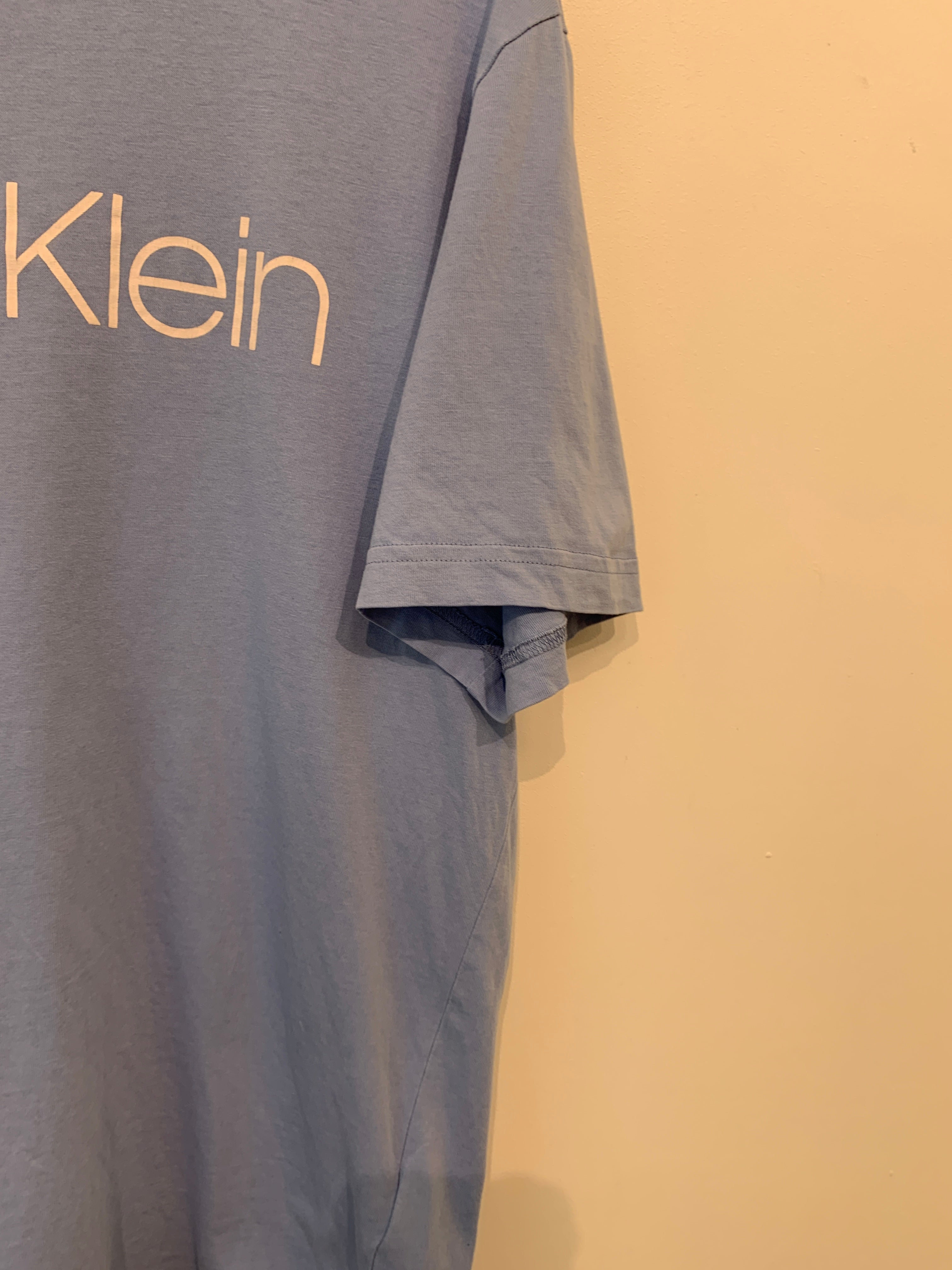 Calvin Klein T-shirt