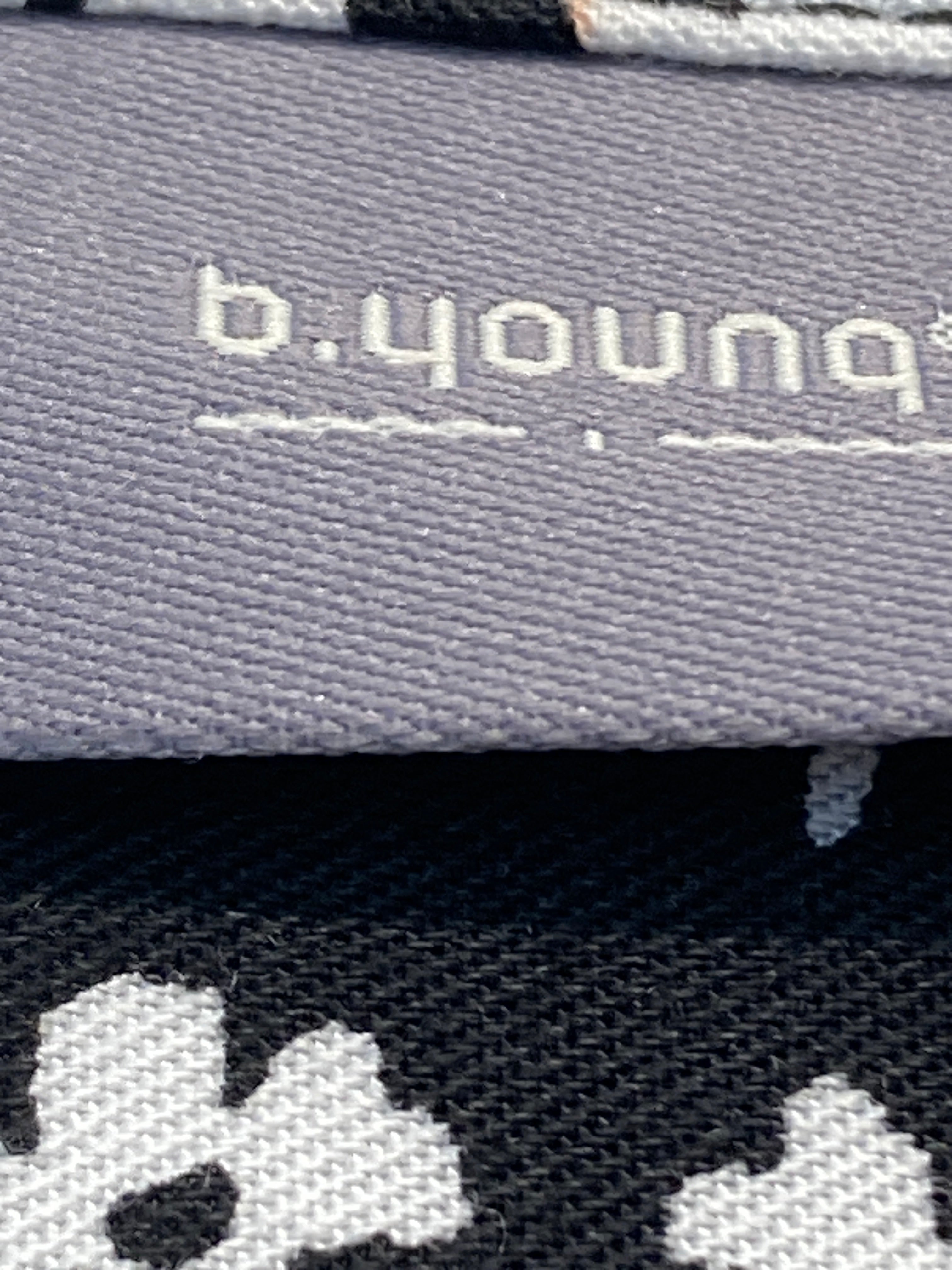 B.Young Kjole