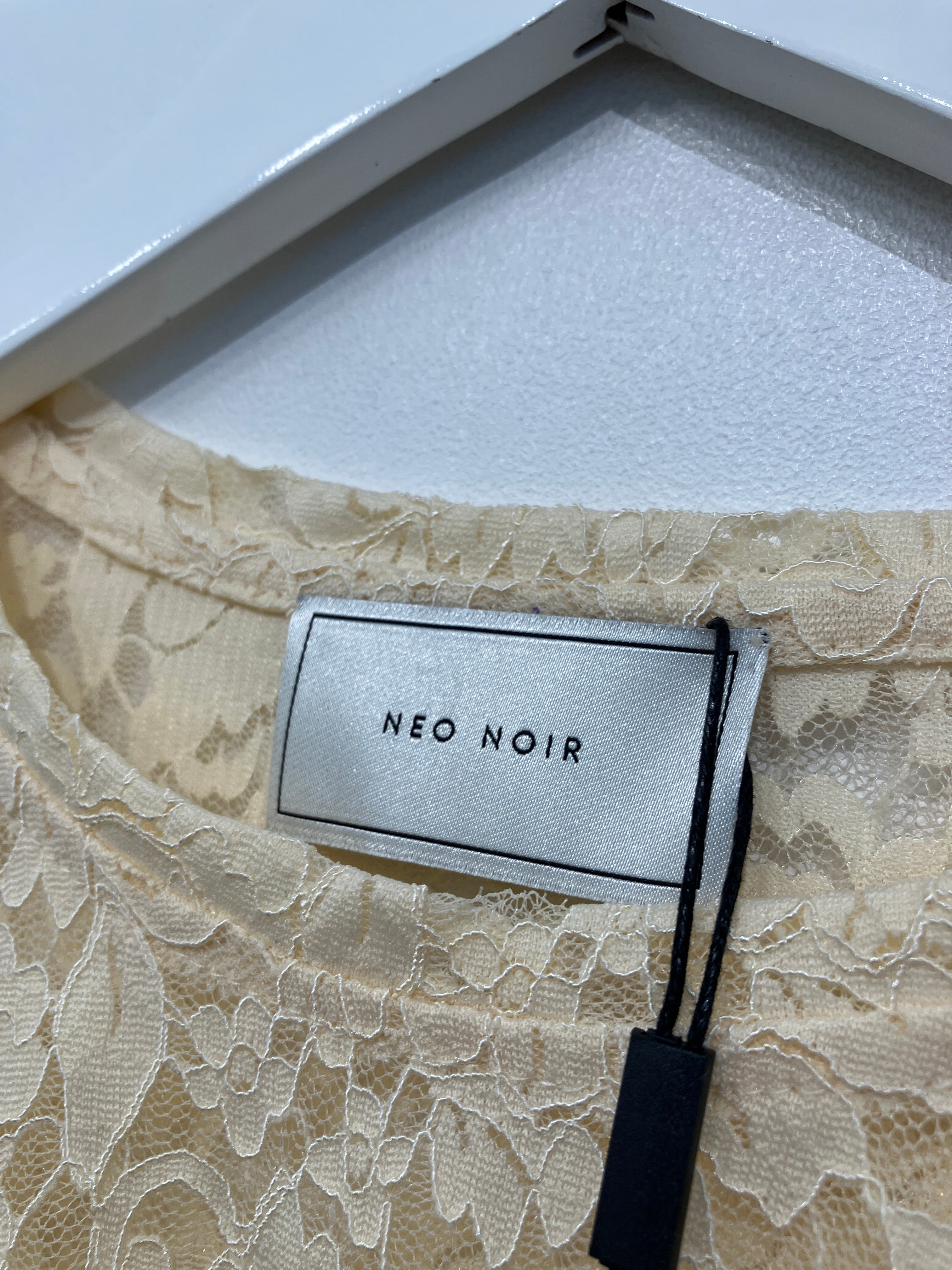 Neo Noir Bluse