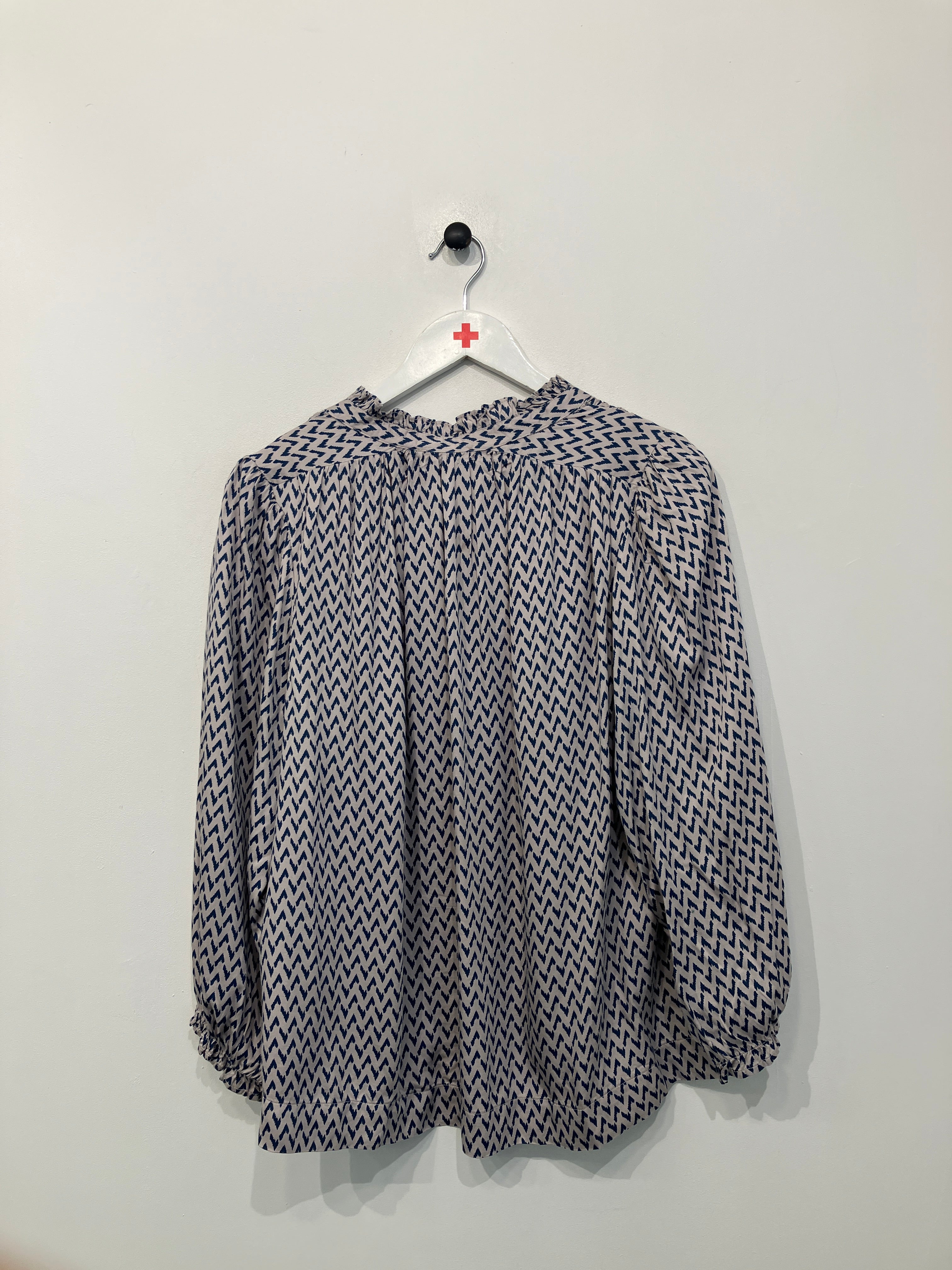 Neo Noir Bluse