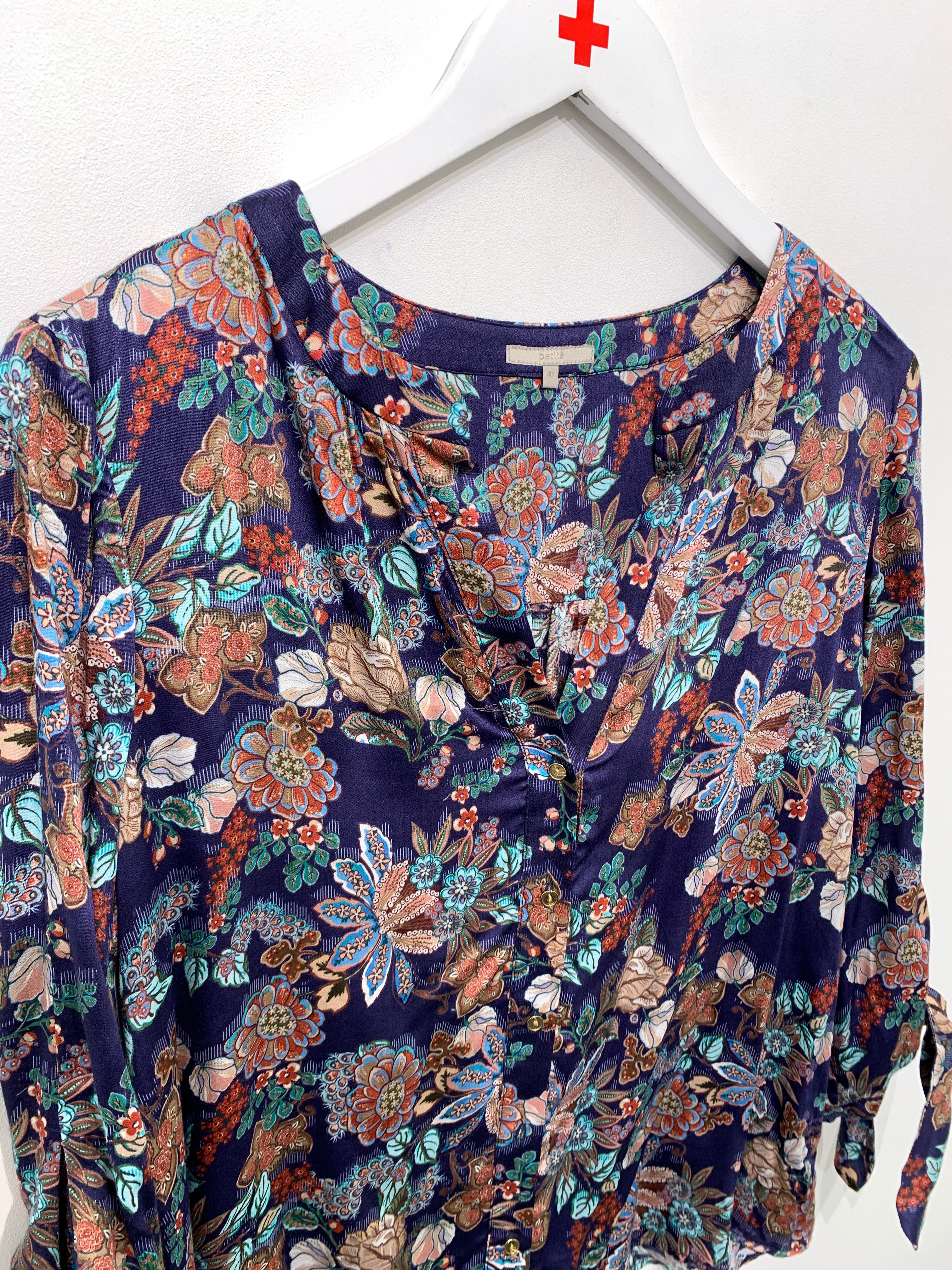 Petite Bluse
