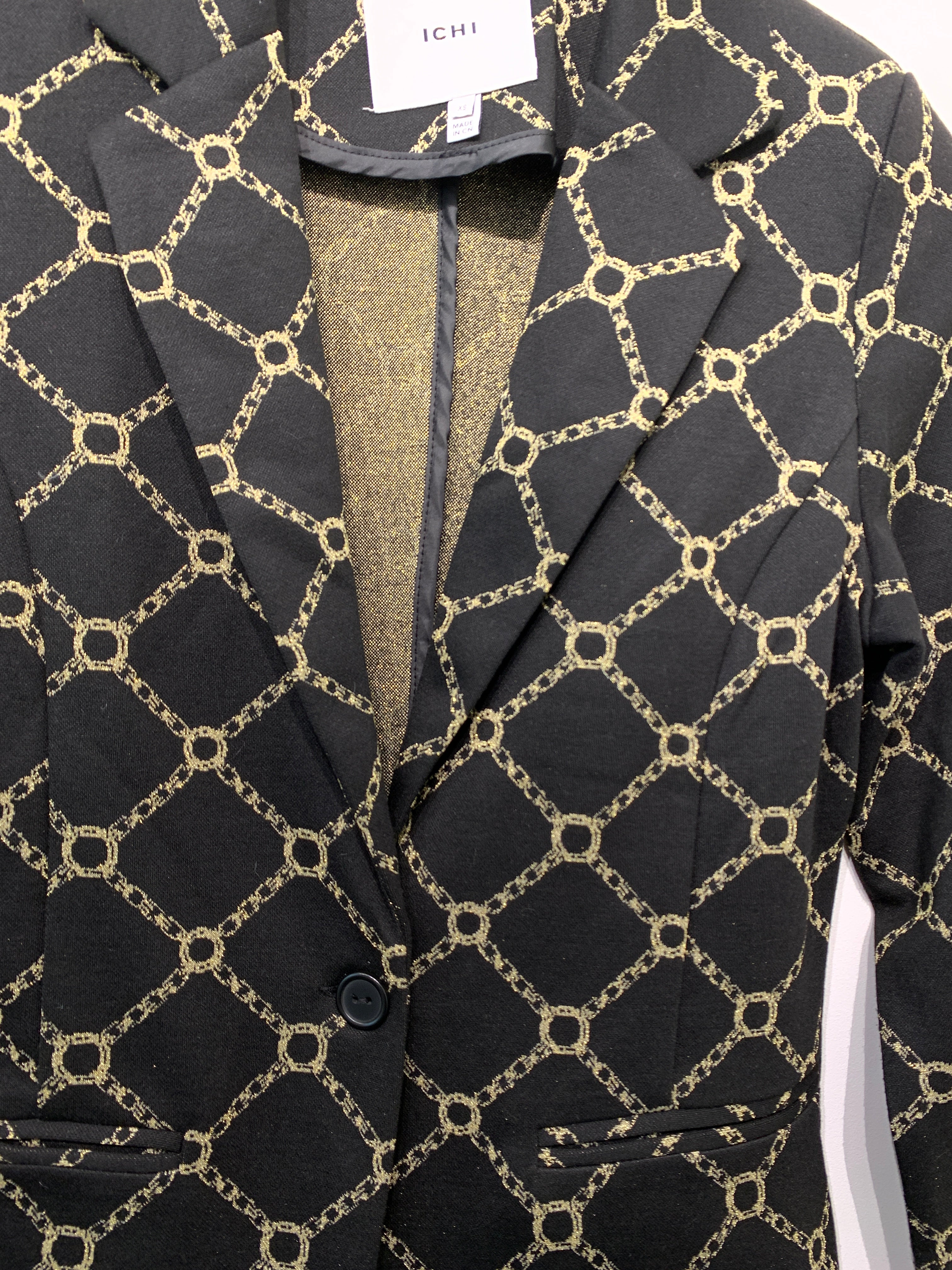 Ichi Blazer