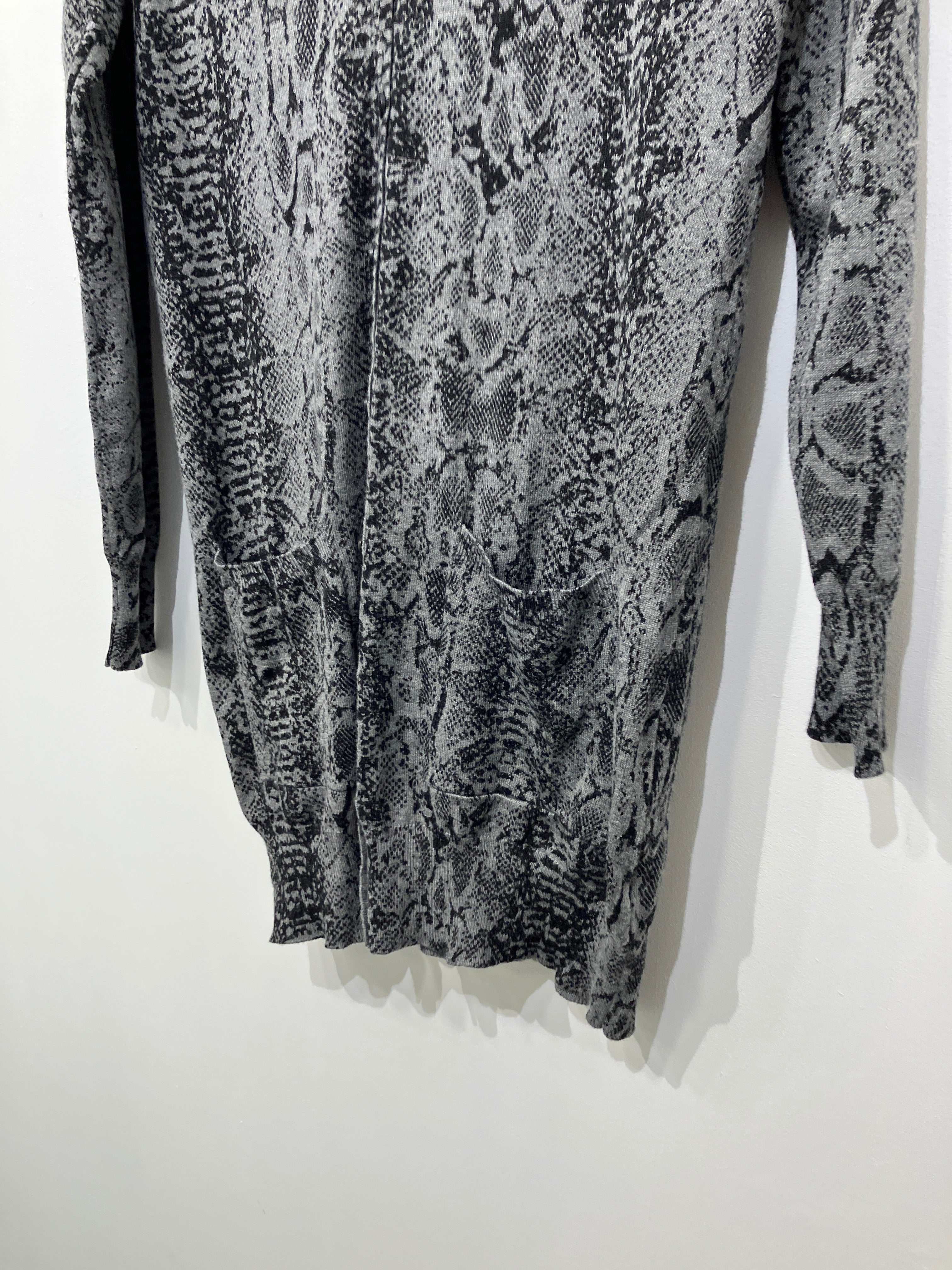 Vrs Cardigan
