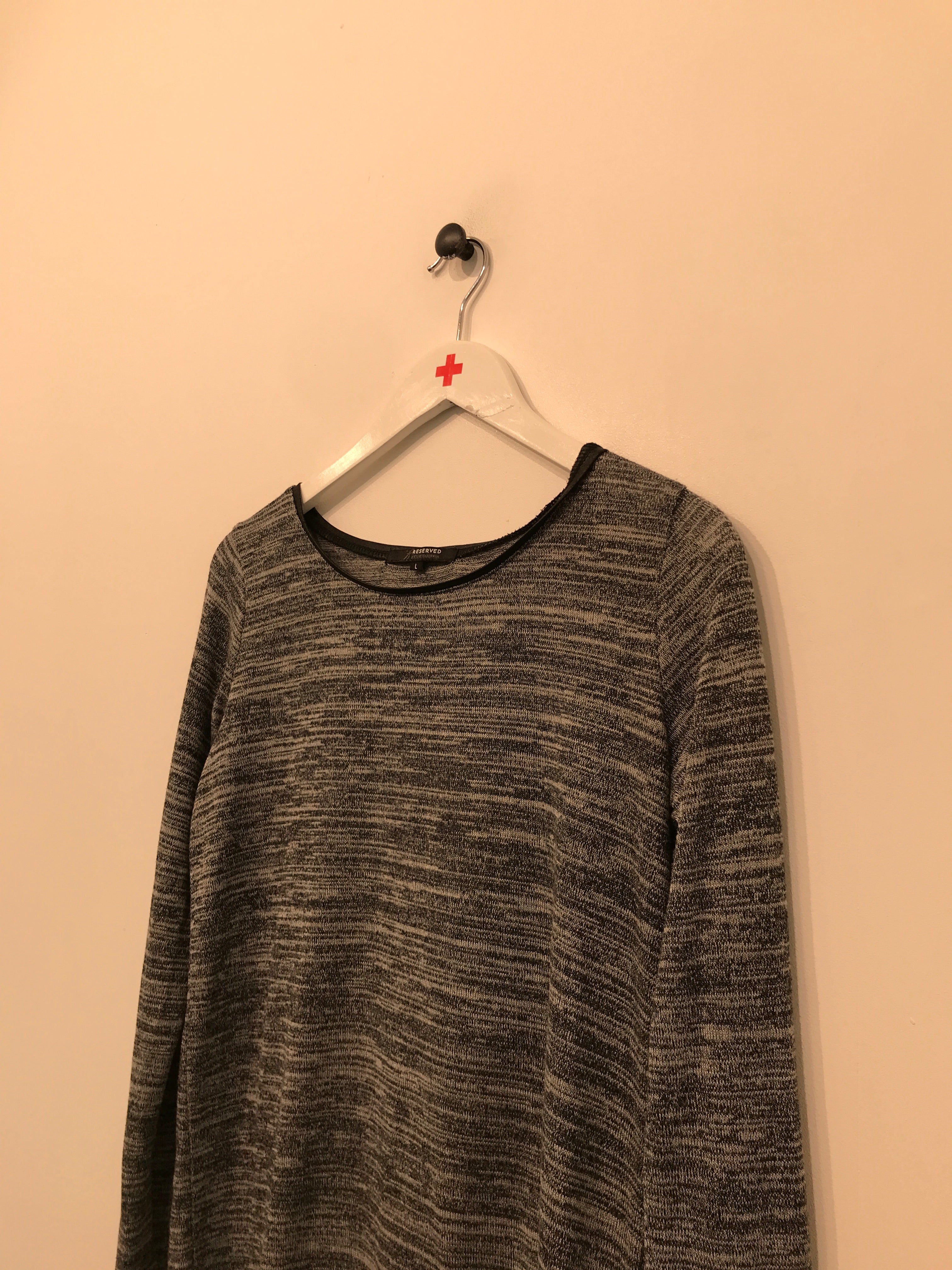 Reserved bluse