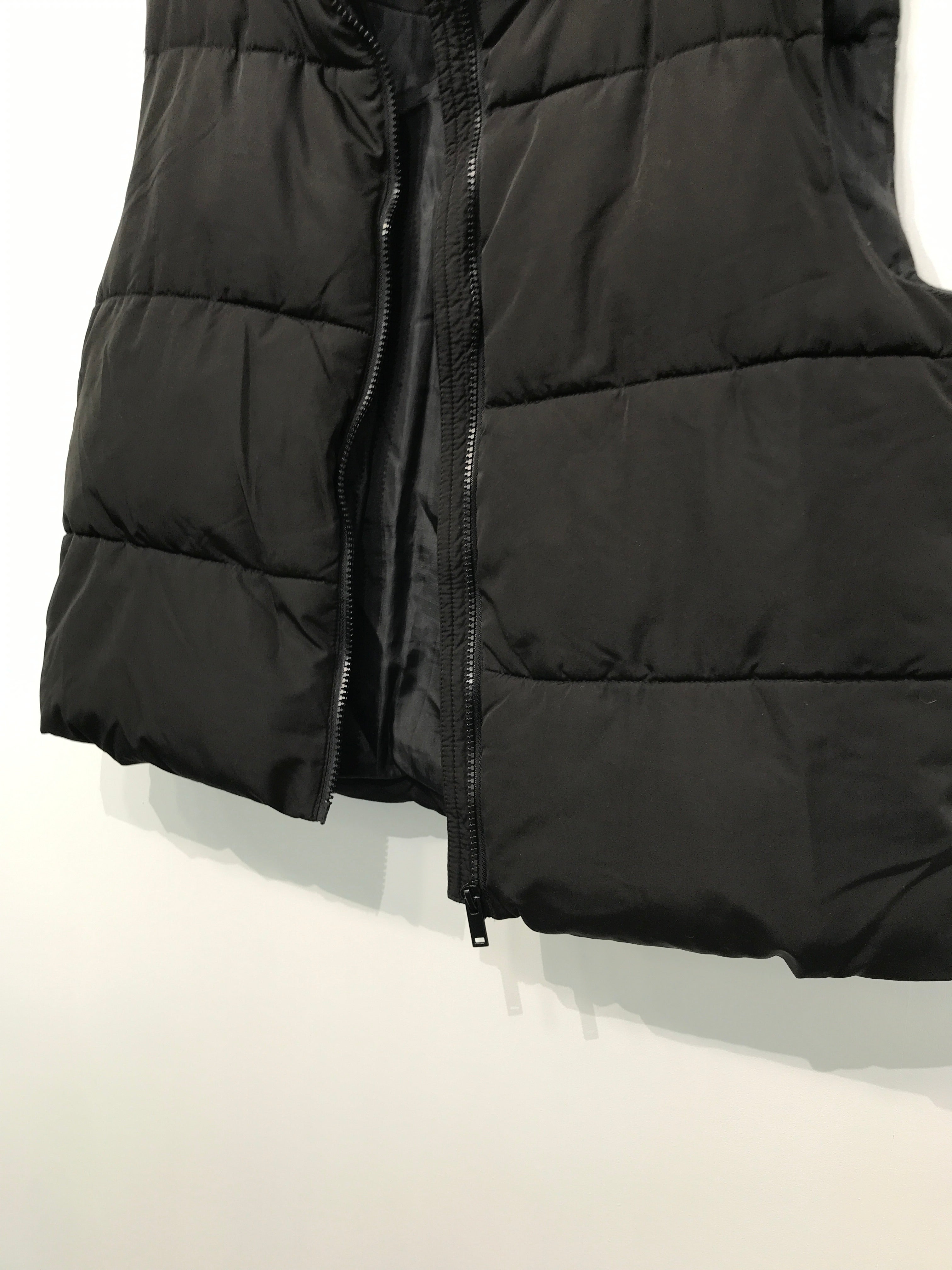 Pieces Vest
