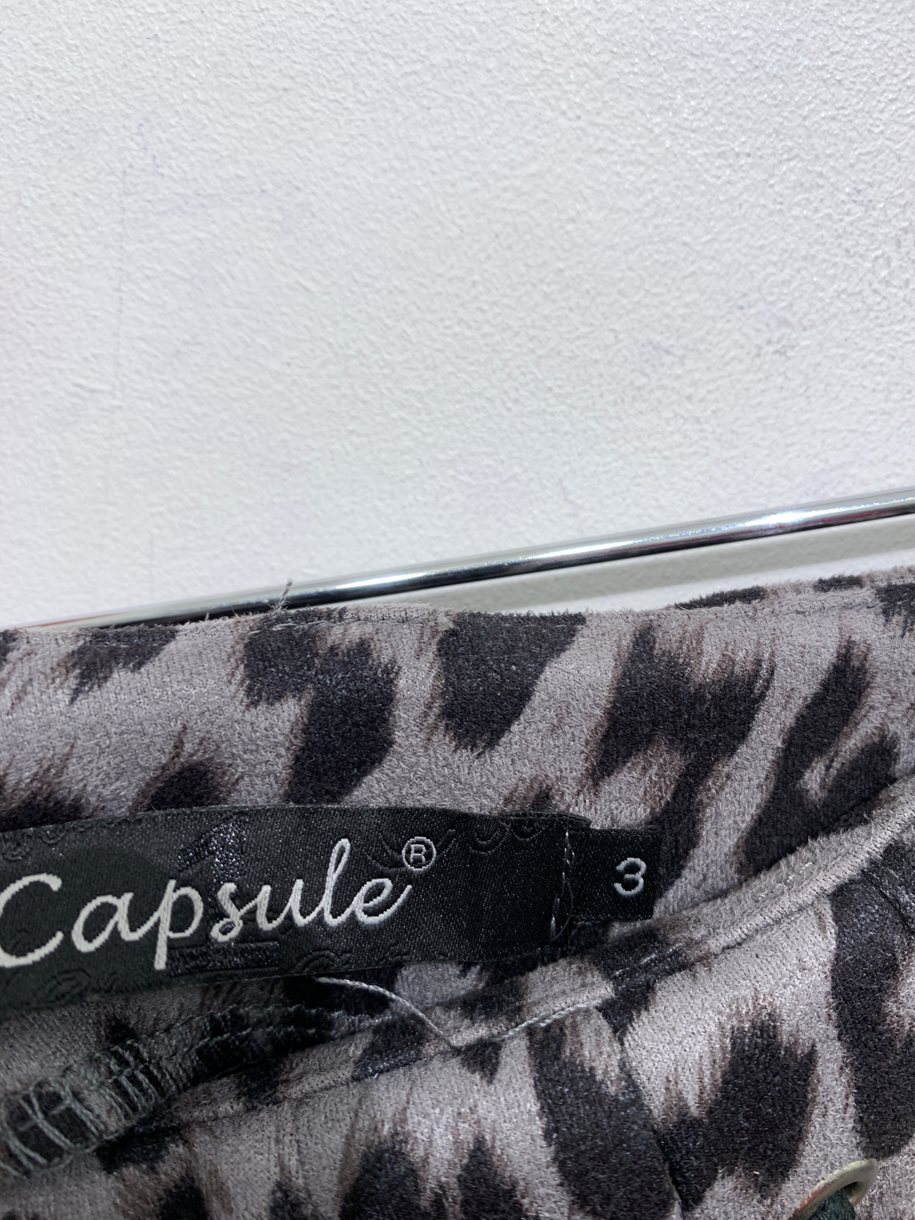 Capsule Nederdel