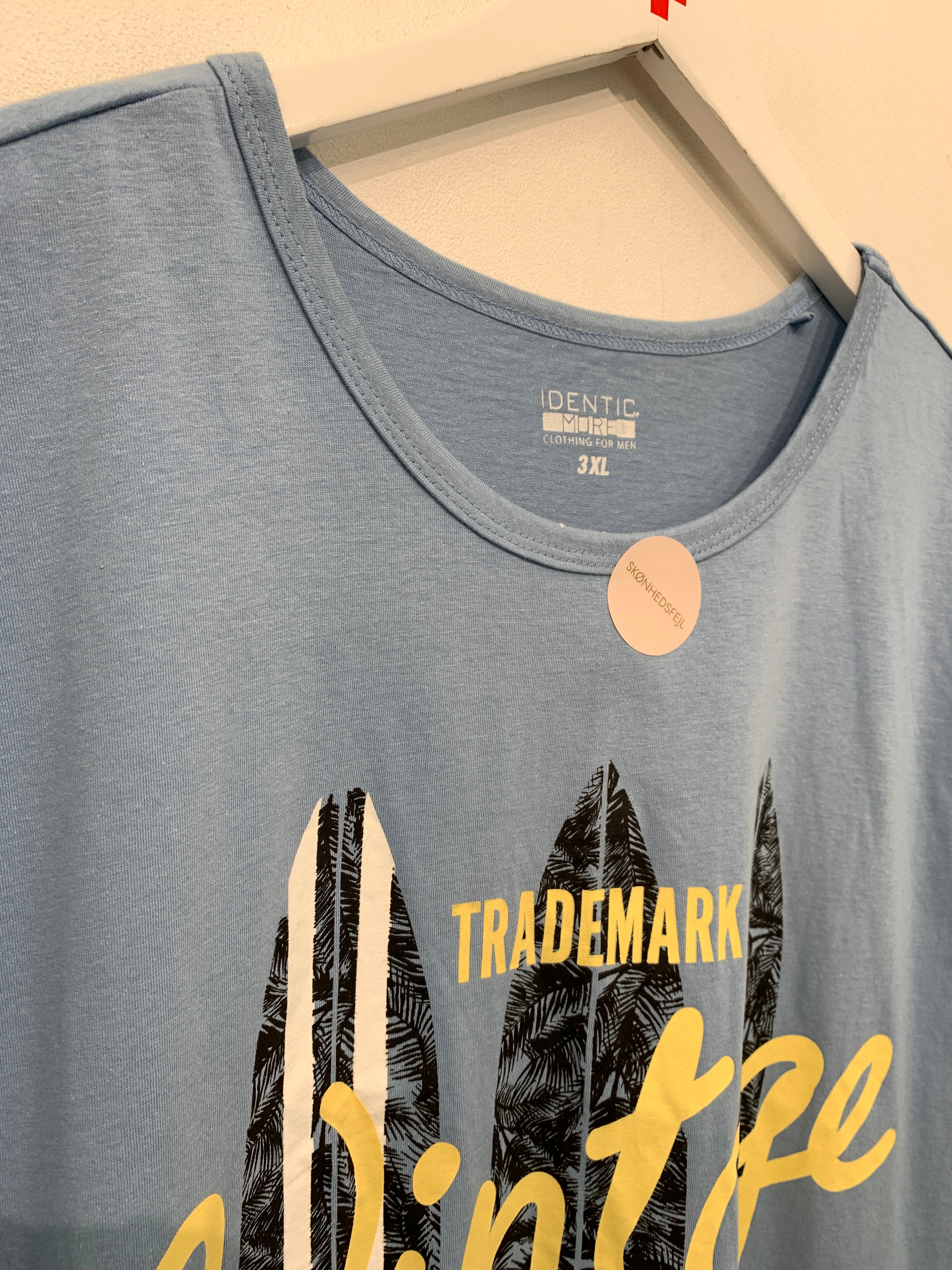 Identic T-shirt