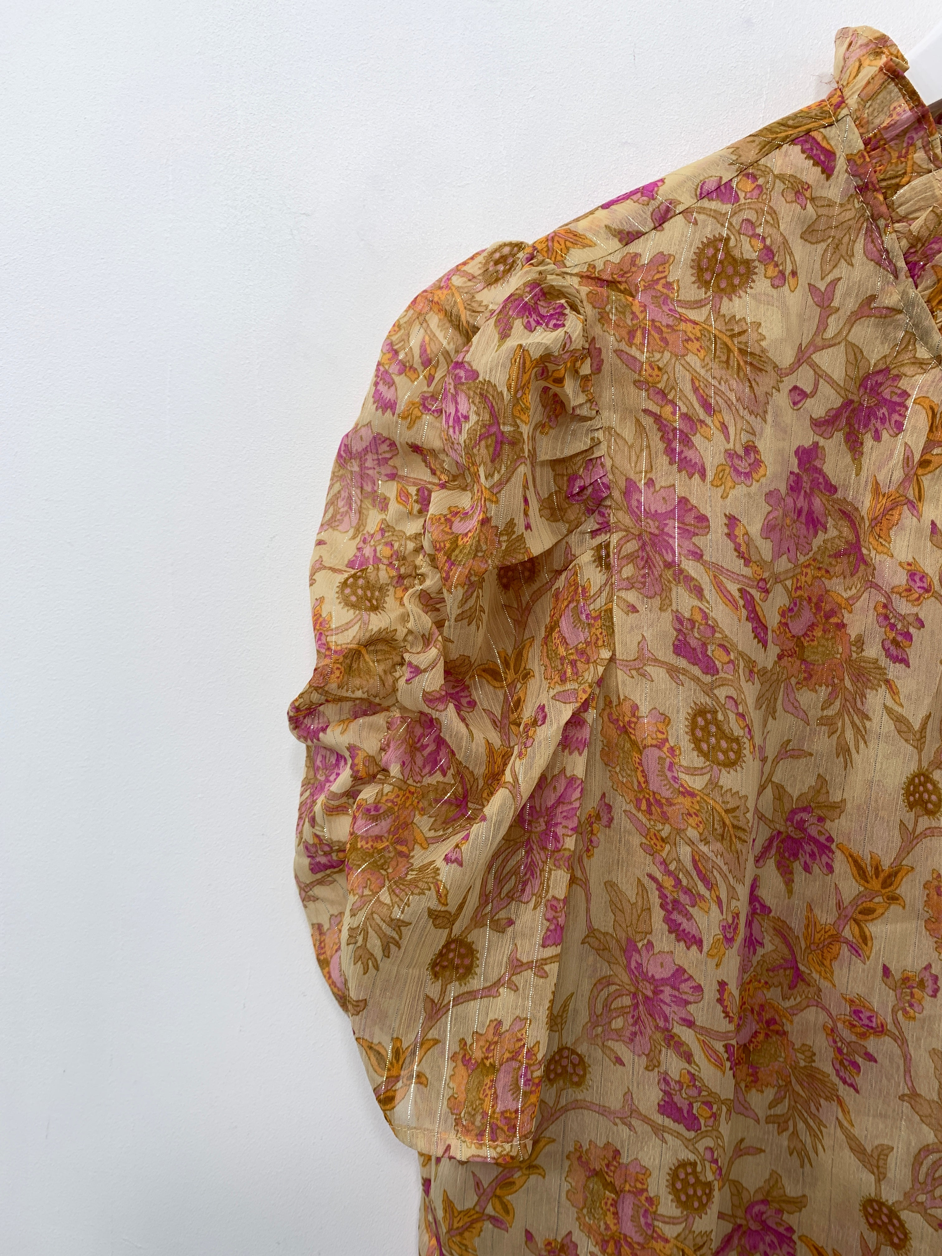 Neo Noir Bluse