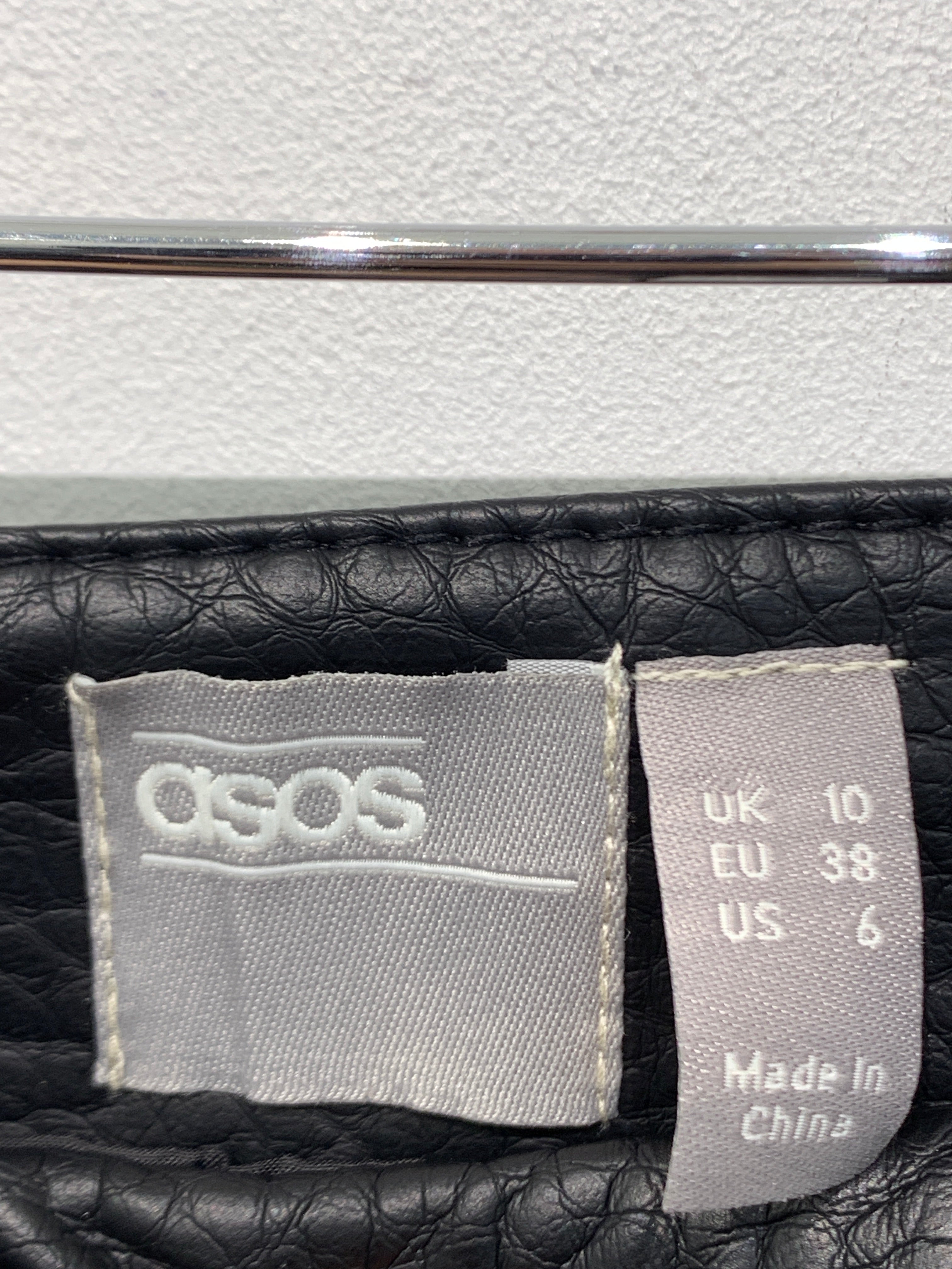 Asos Nederdel