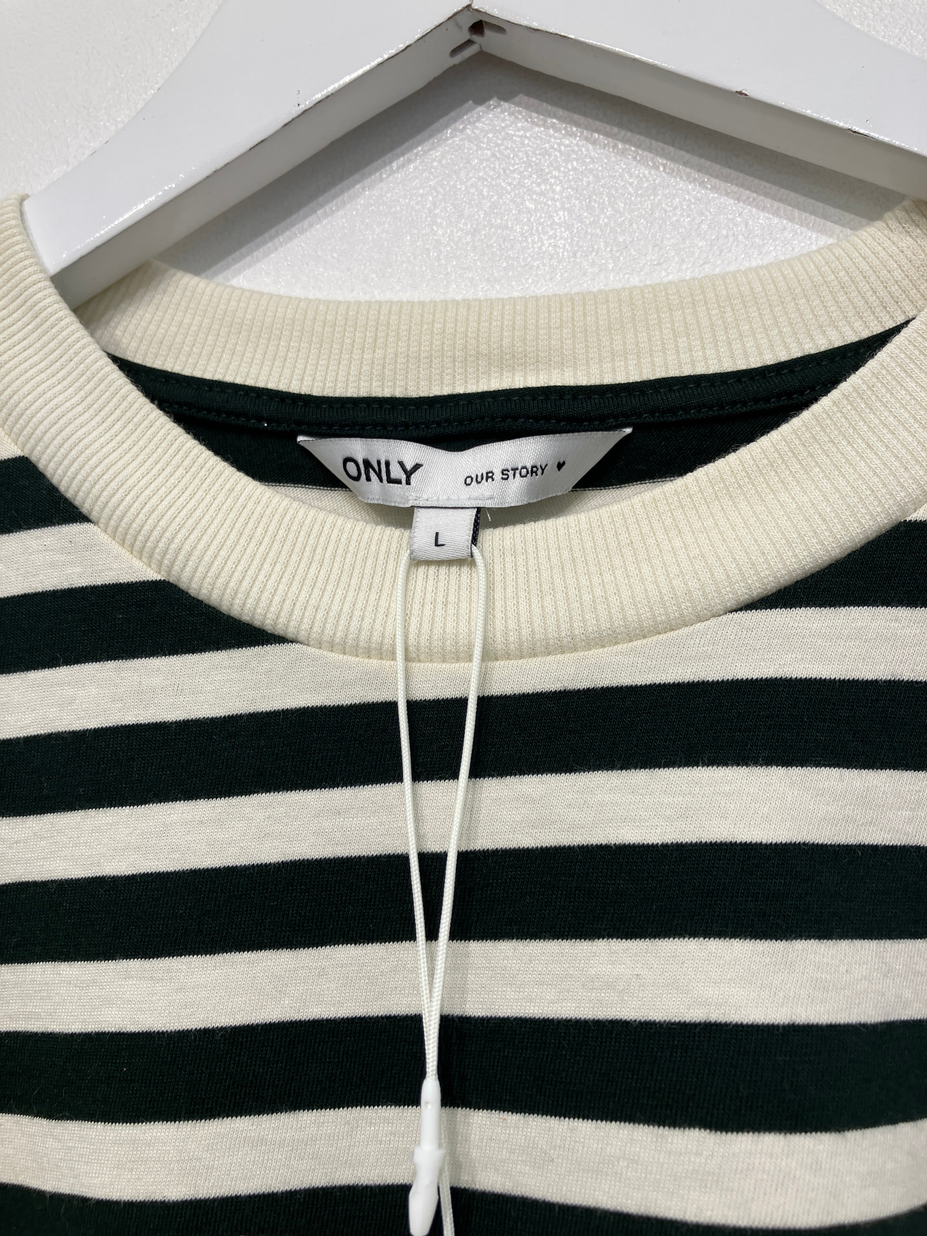 ONLY T-shirt