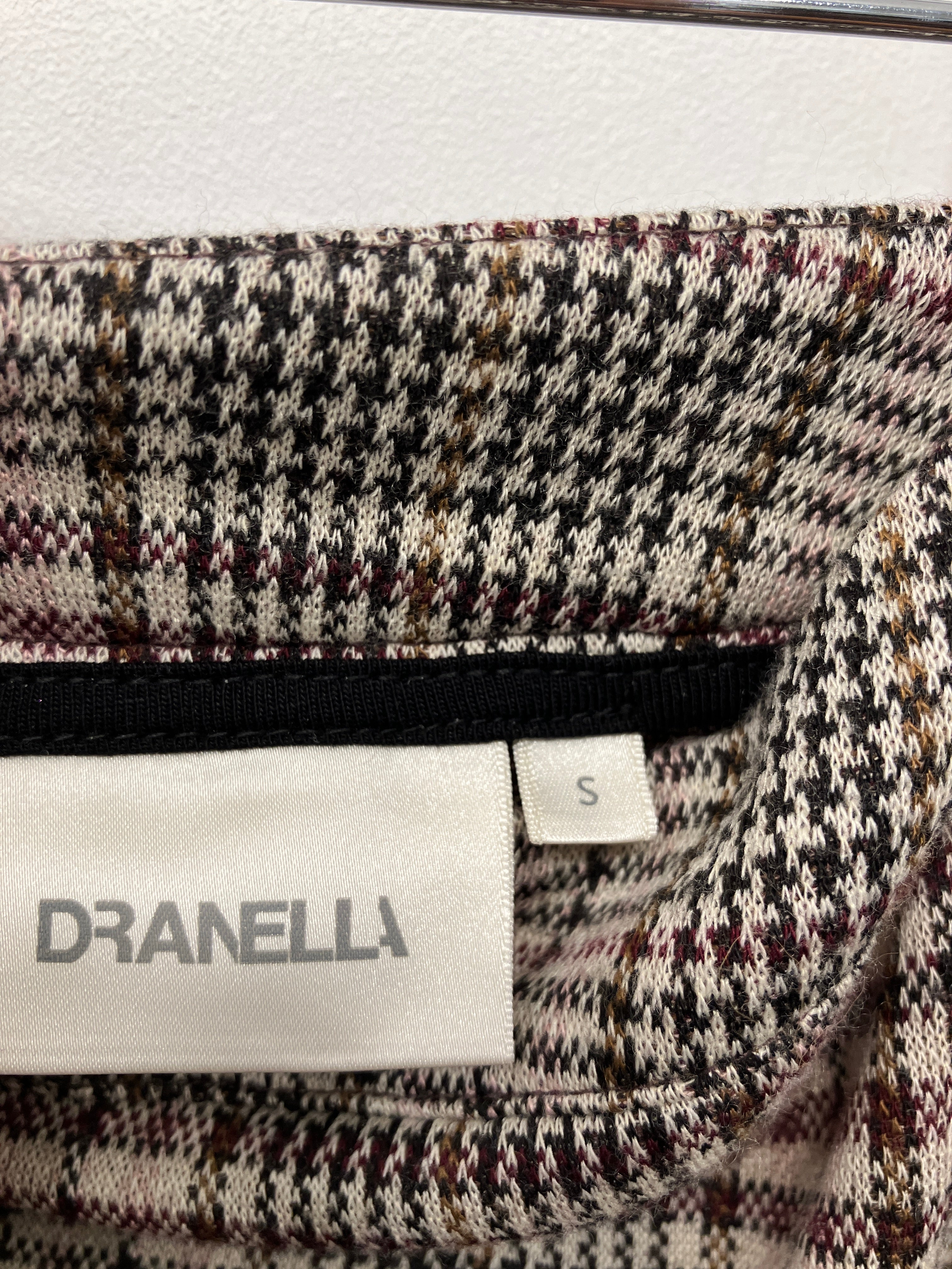 Dranella Nederdel