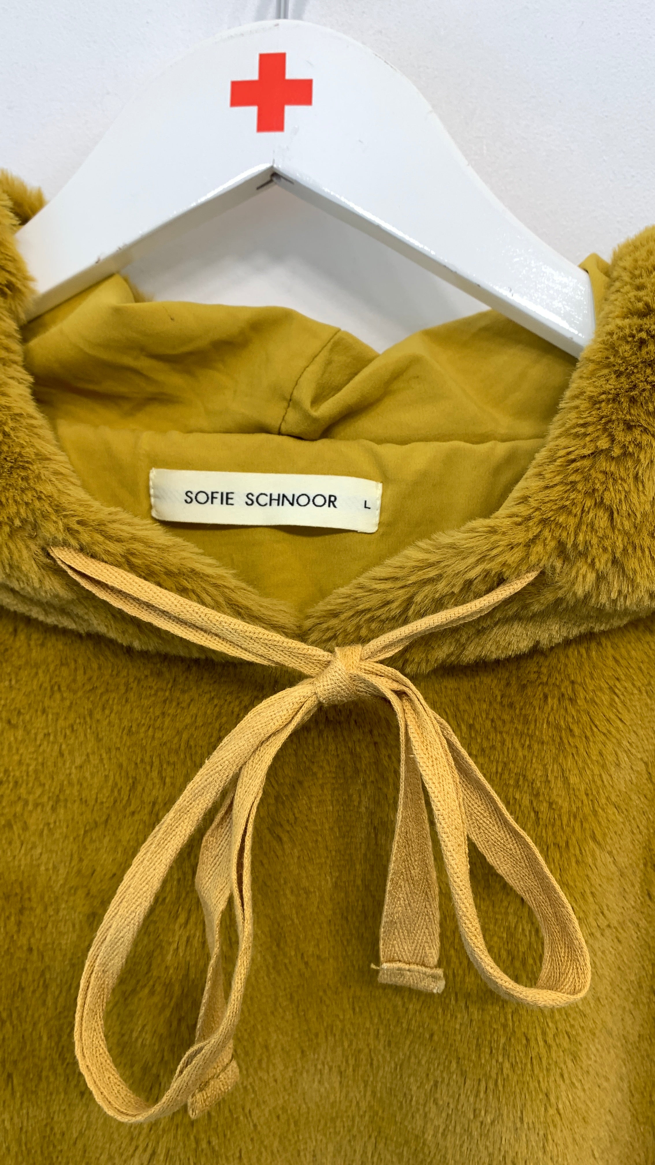 Sofie Schnoor Hættetrøje