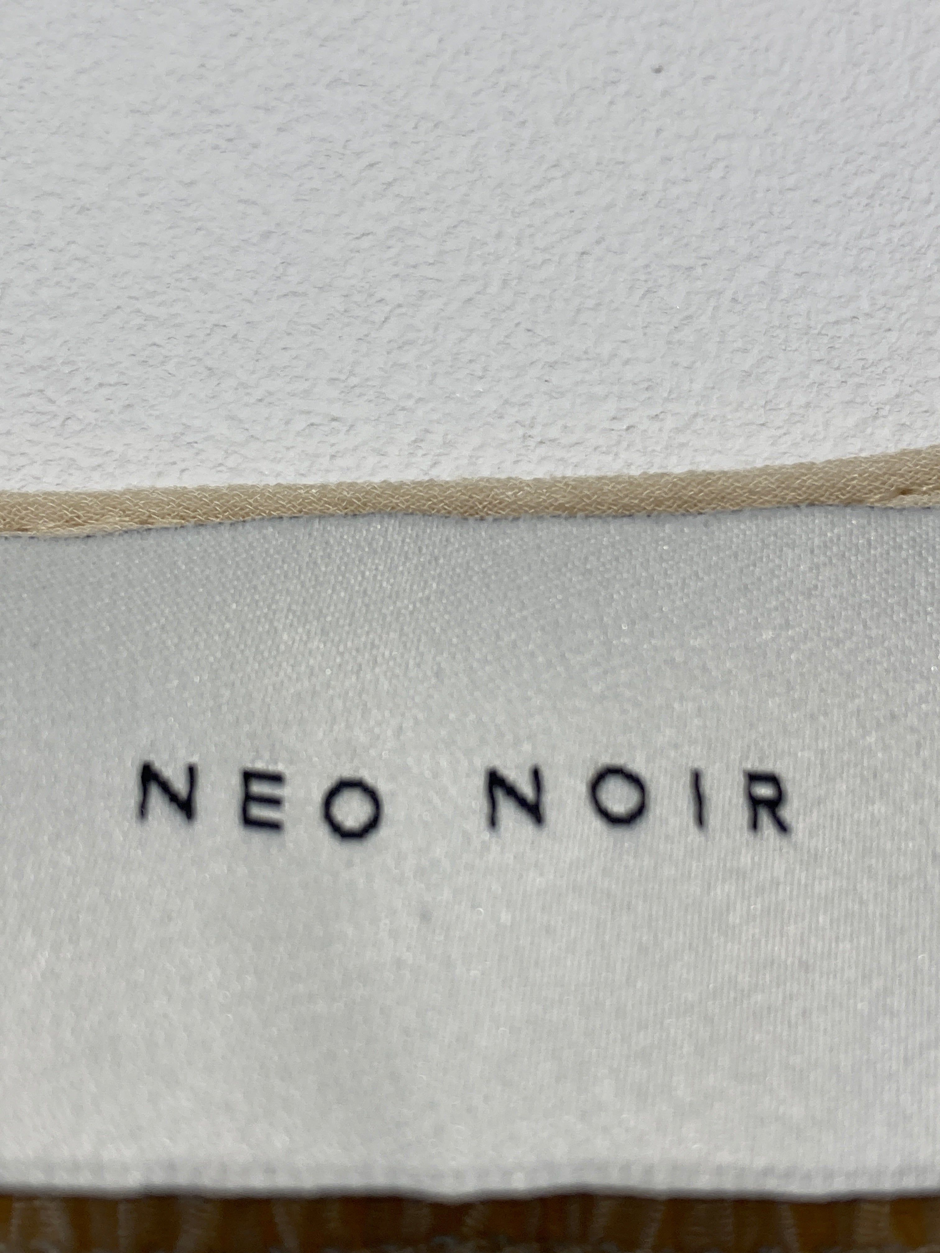 Neo Noir Bluse