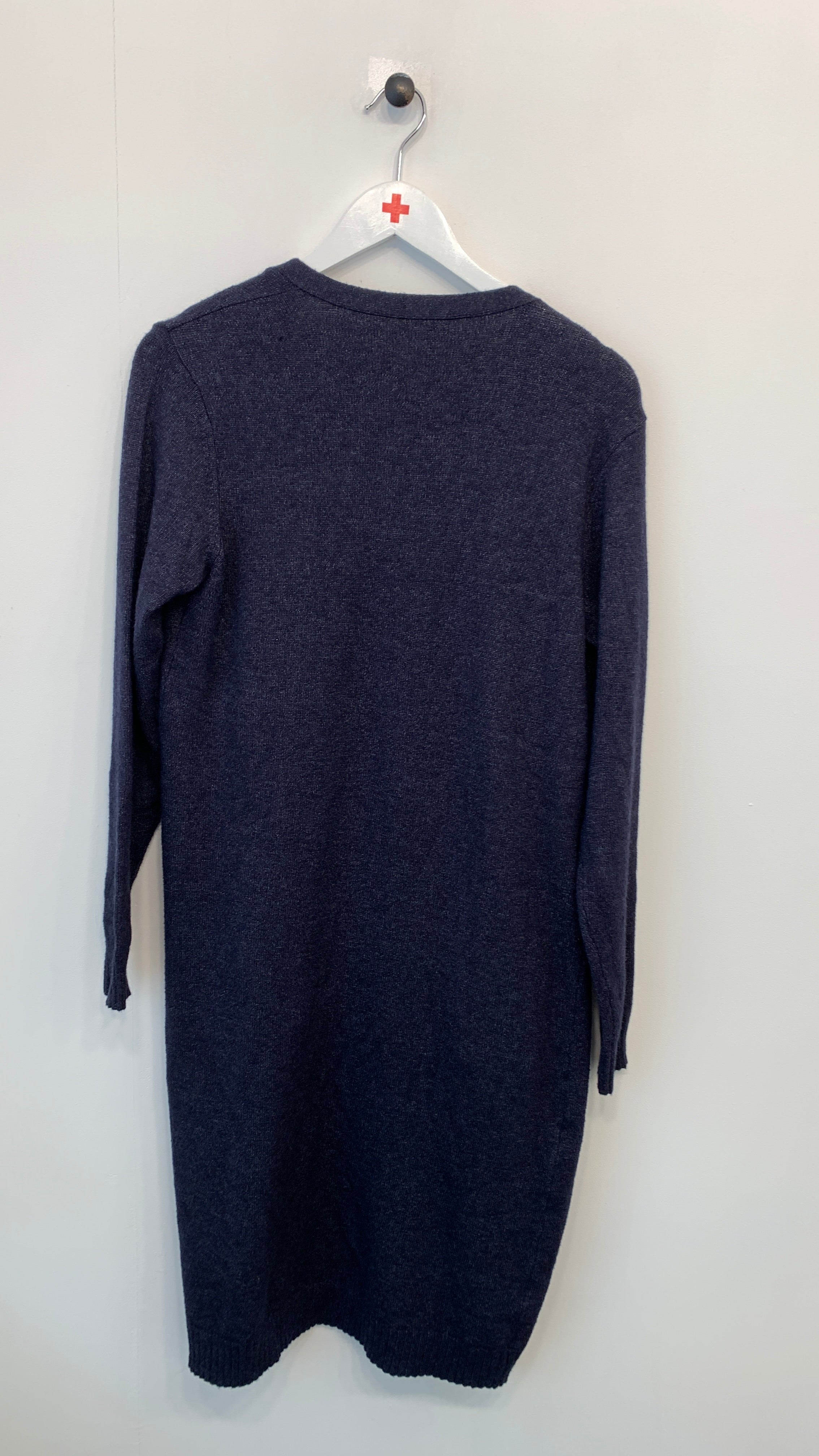 Vila Cardigan