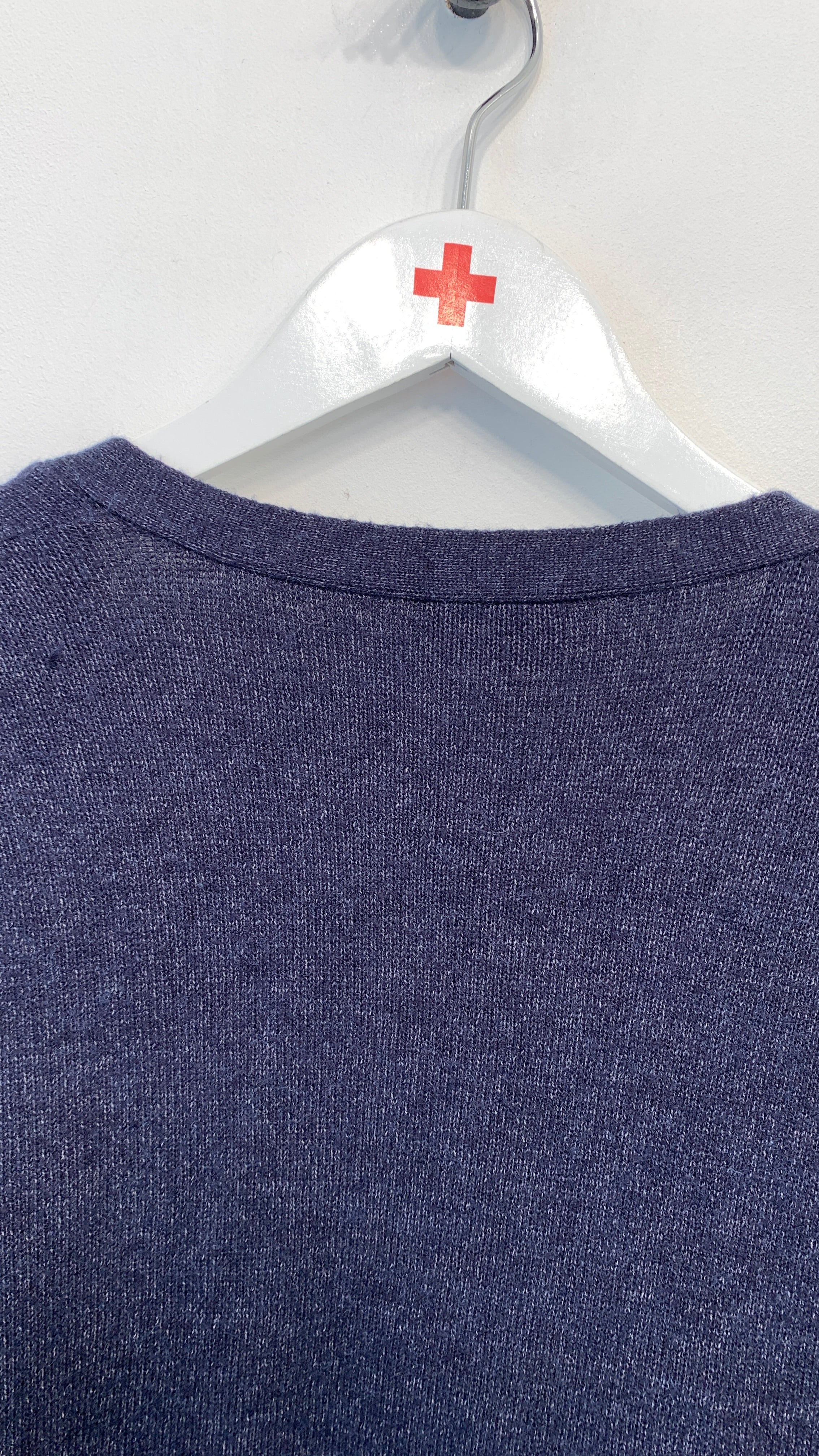 Vila Cardigan