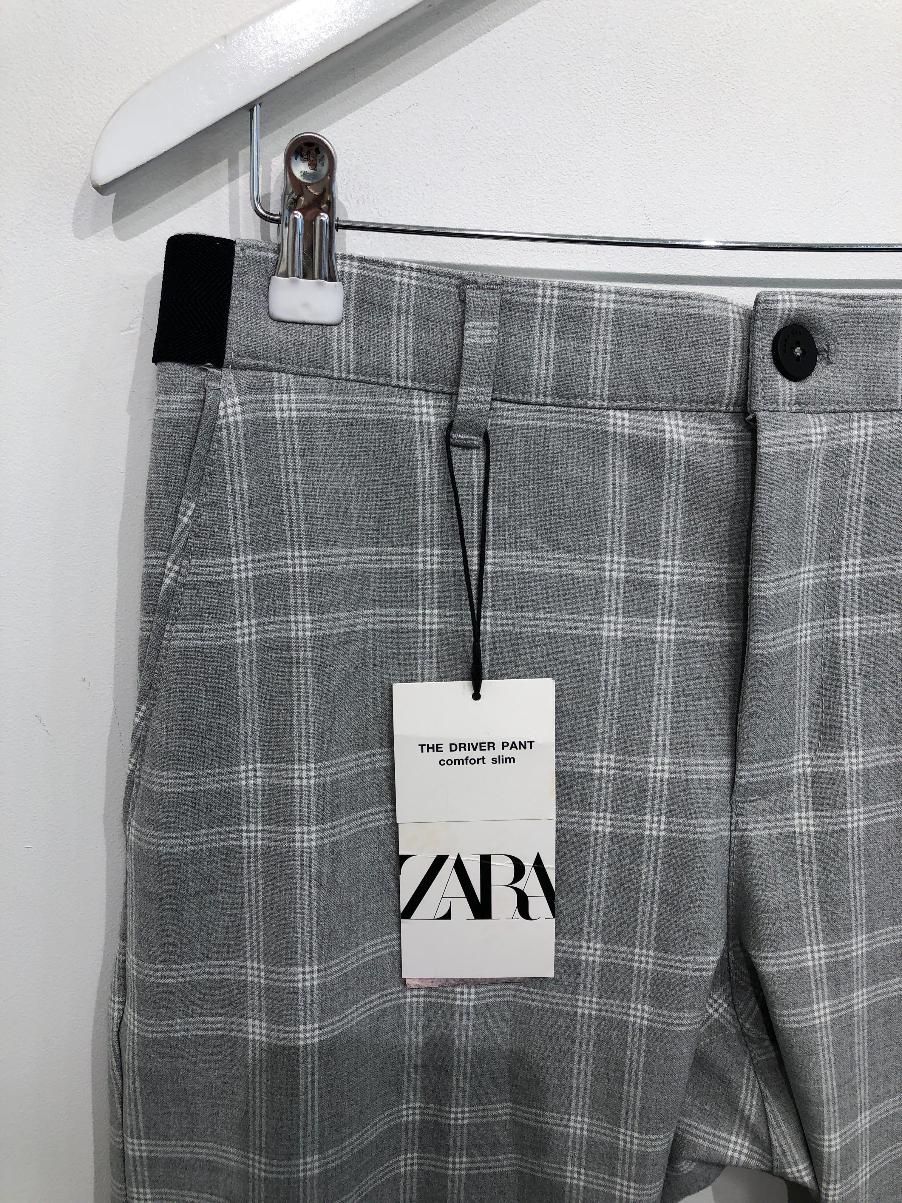 Zara Bukser