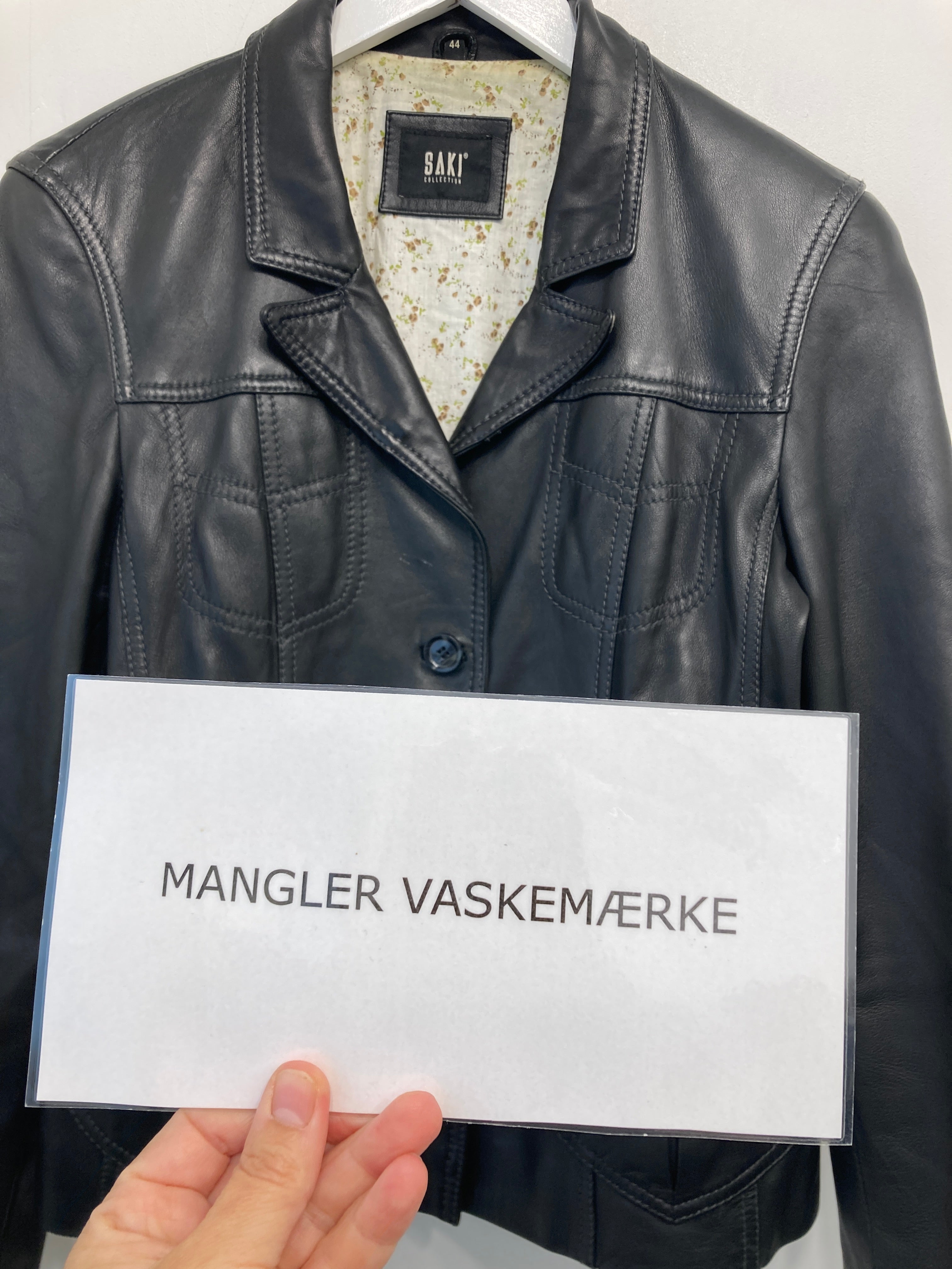Saki Jakke