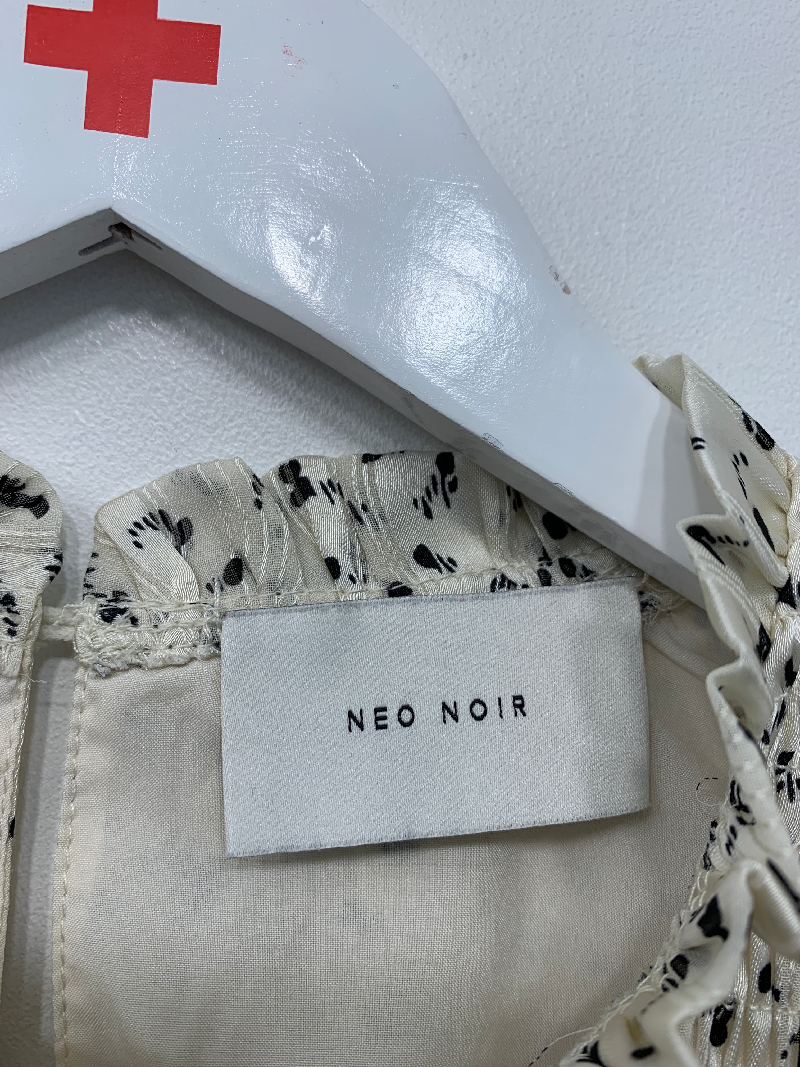 Neo Noir Bluse