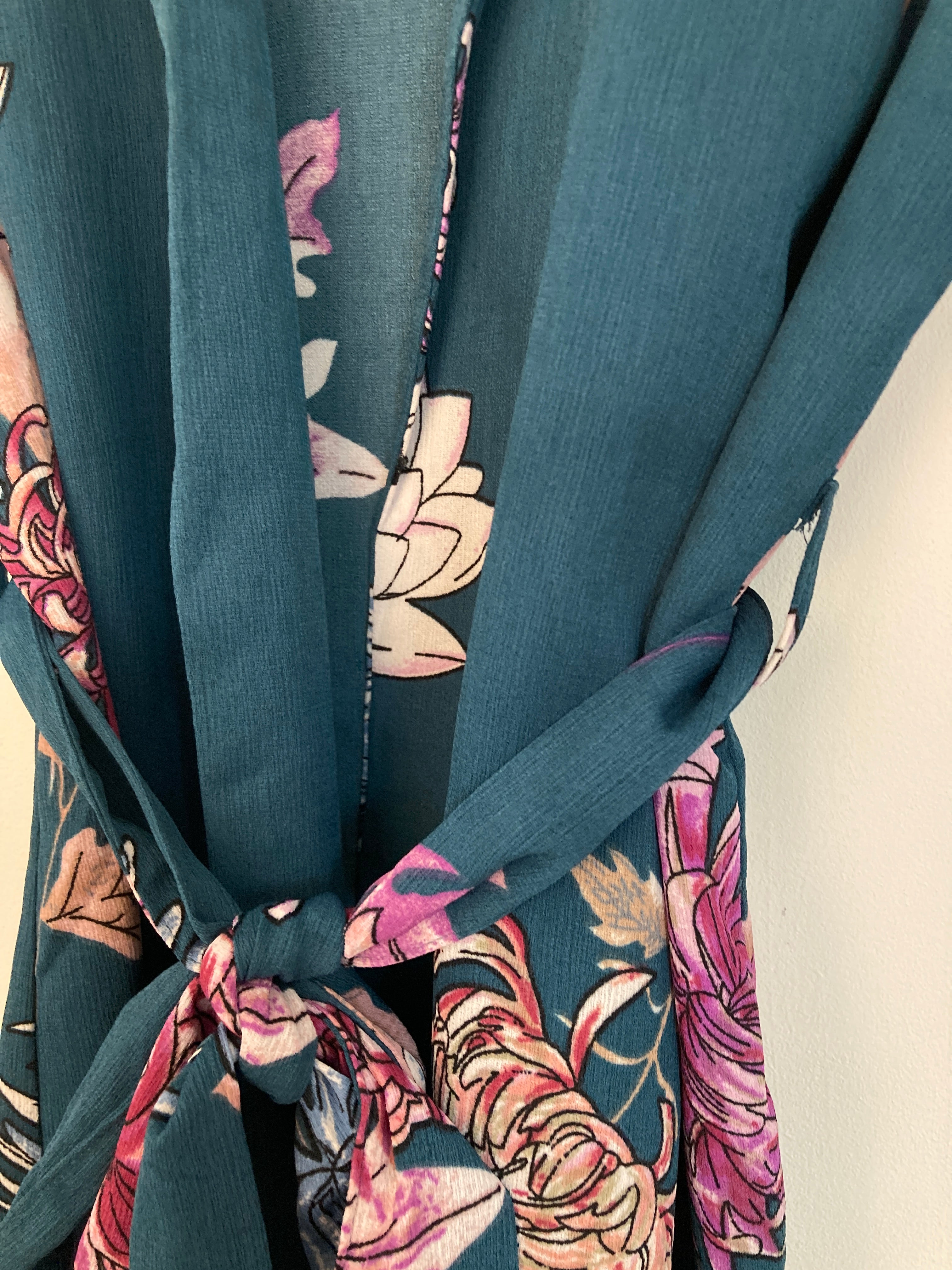 Jaqqueline De Yong Kimono