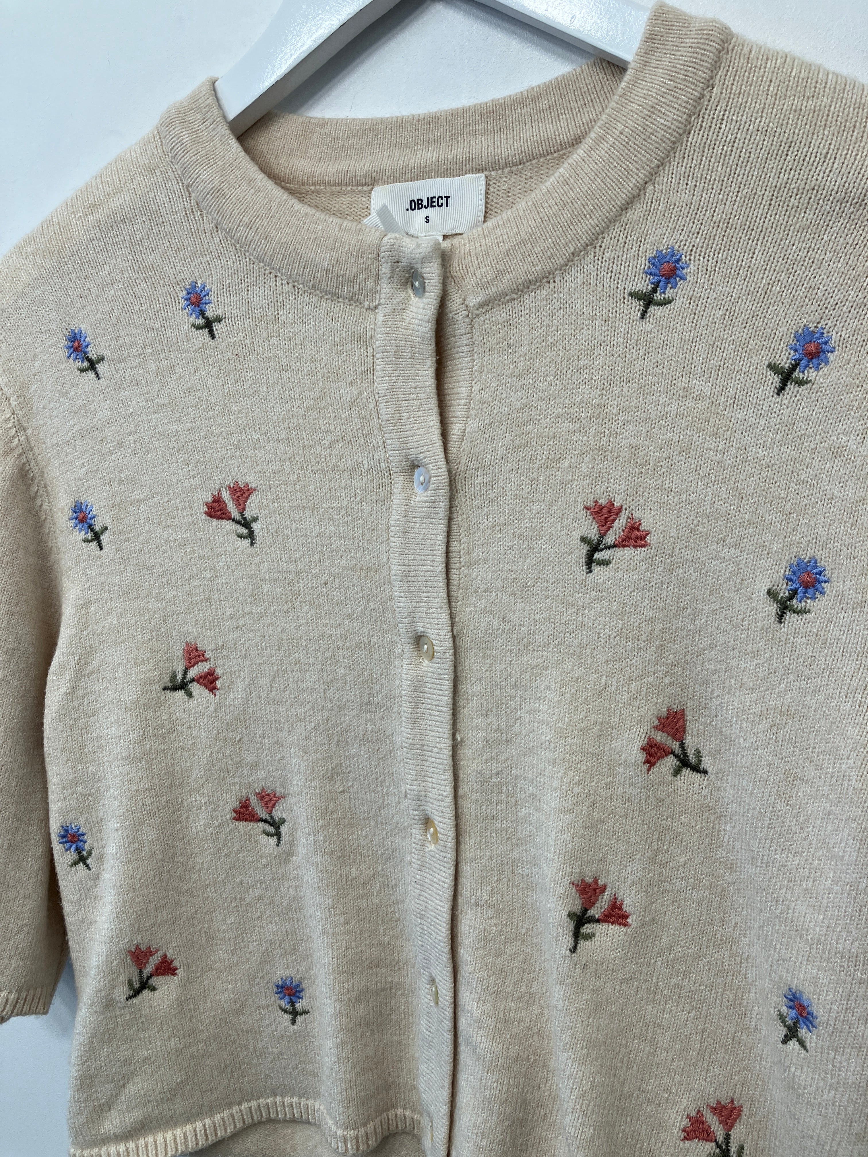 Object Cardigan
