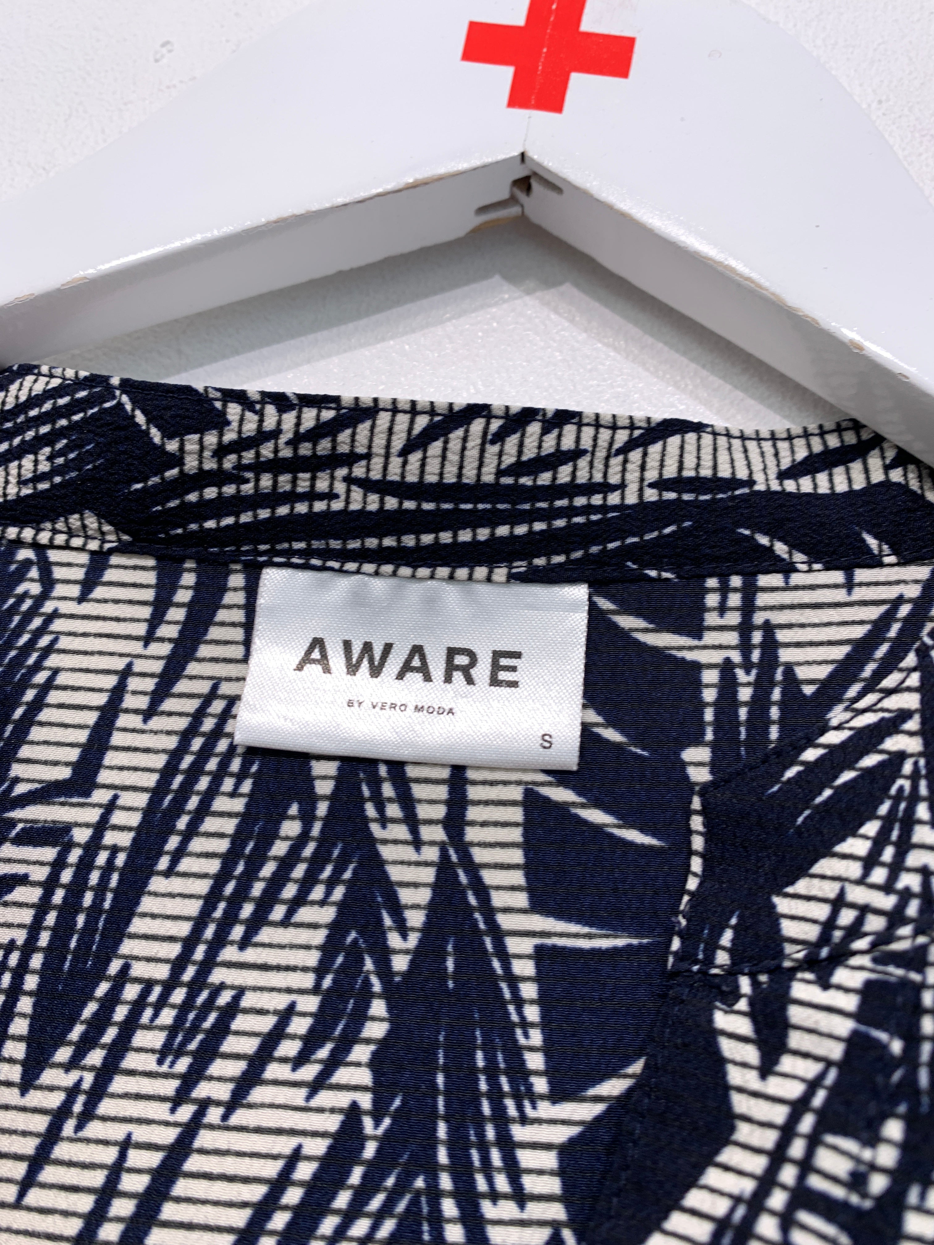 Aware Bluse