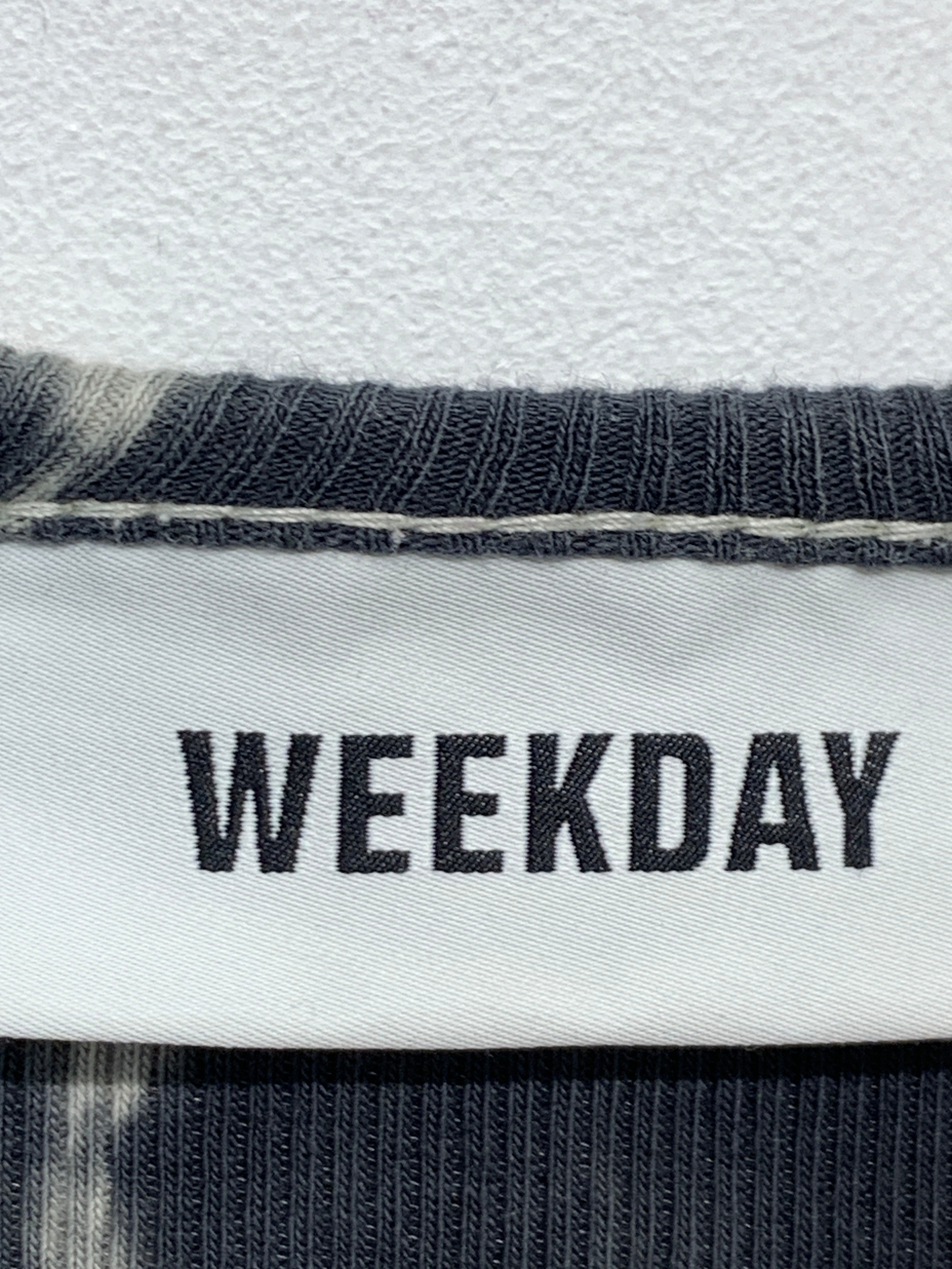 Weekday Kjole