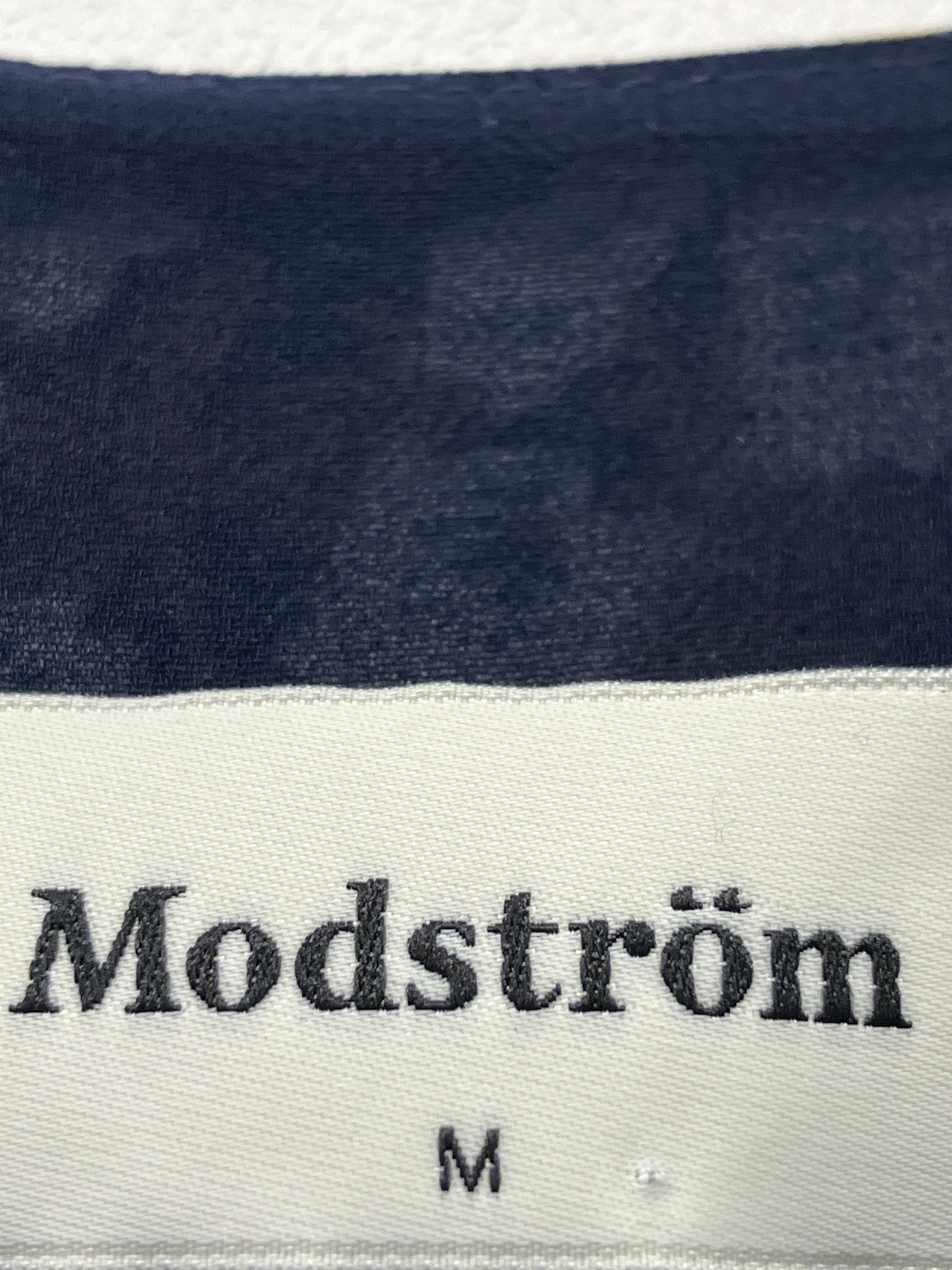 Modström Top