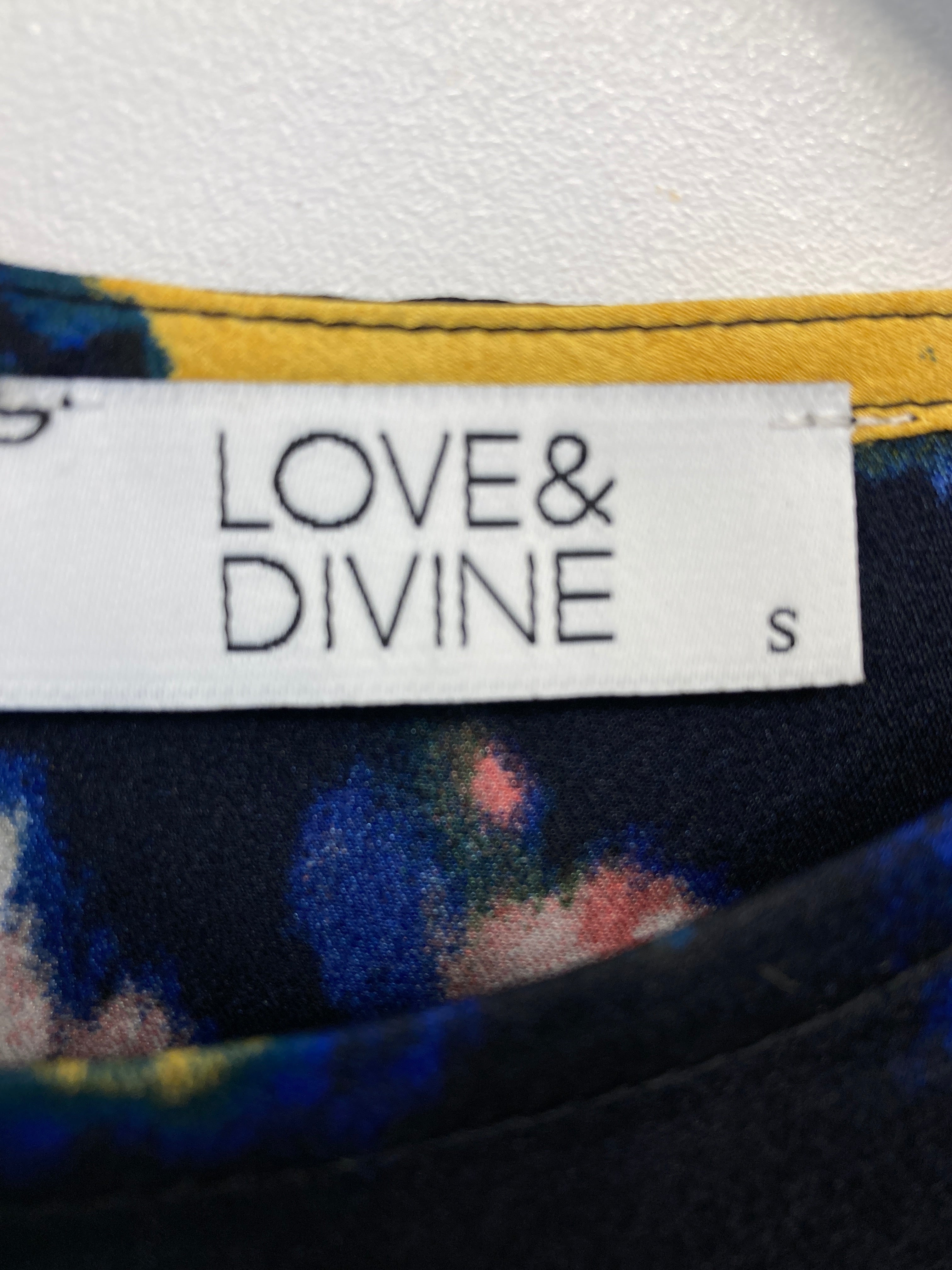Love & Divine Kjole
