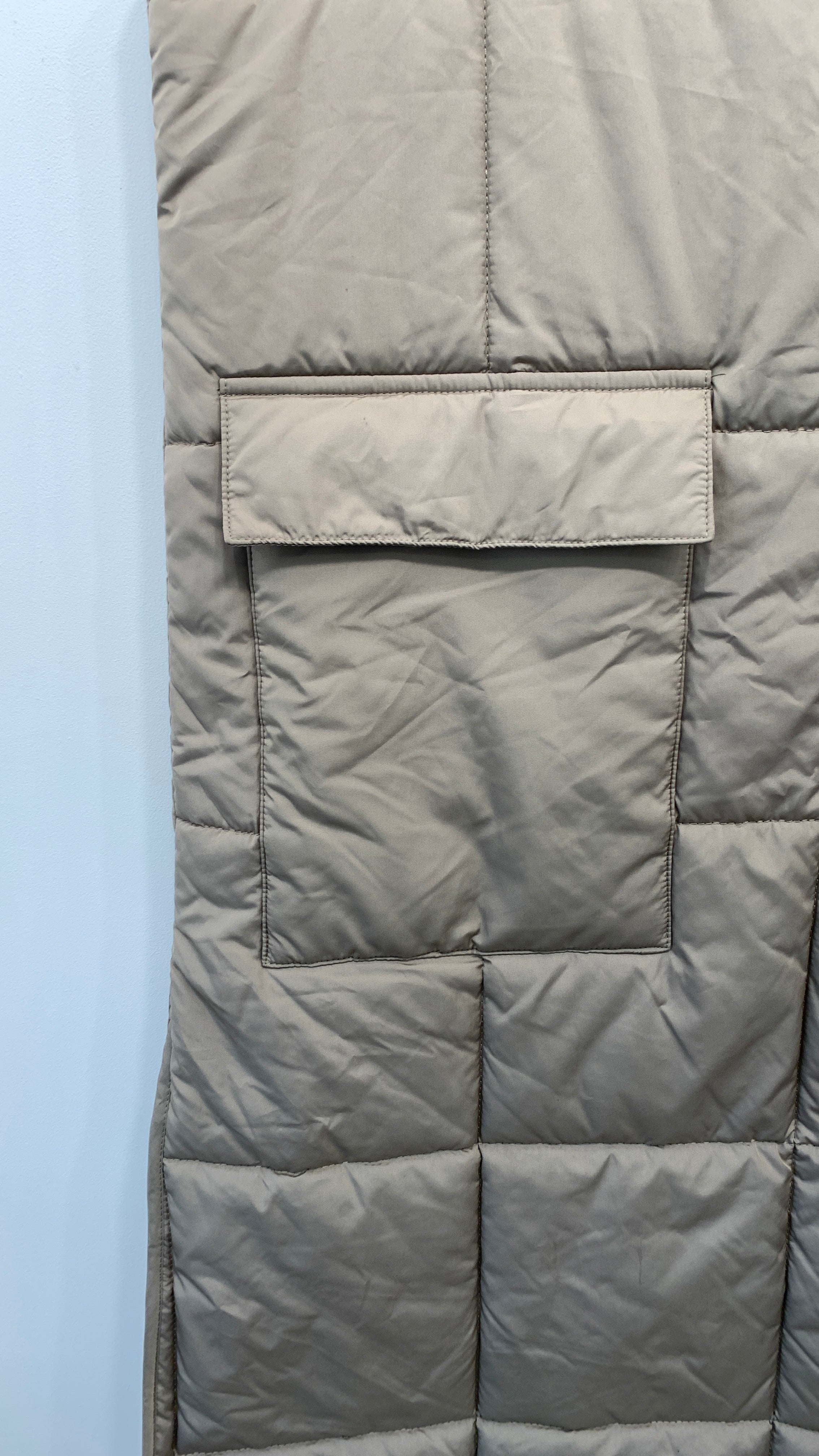 Pieces Vest