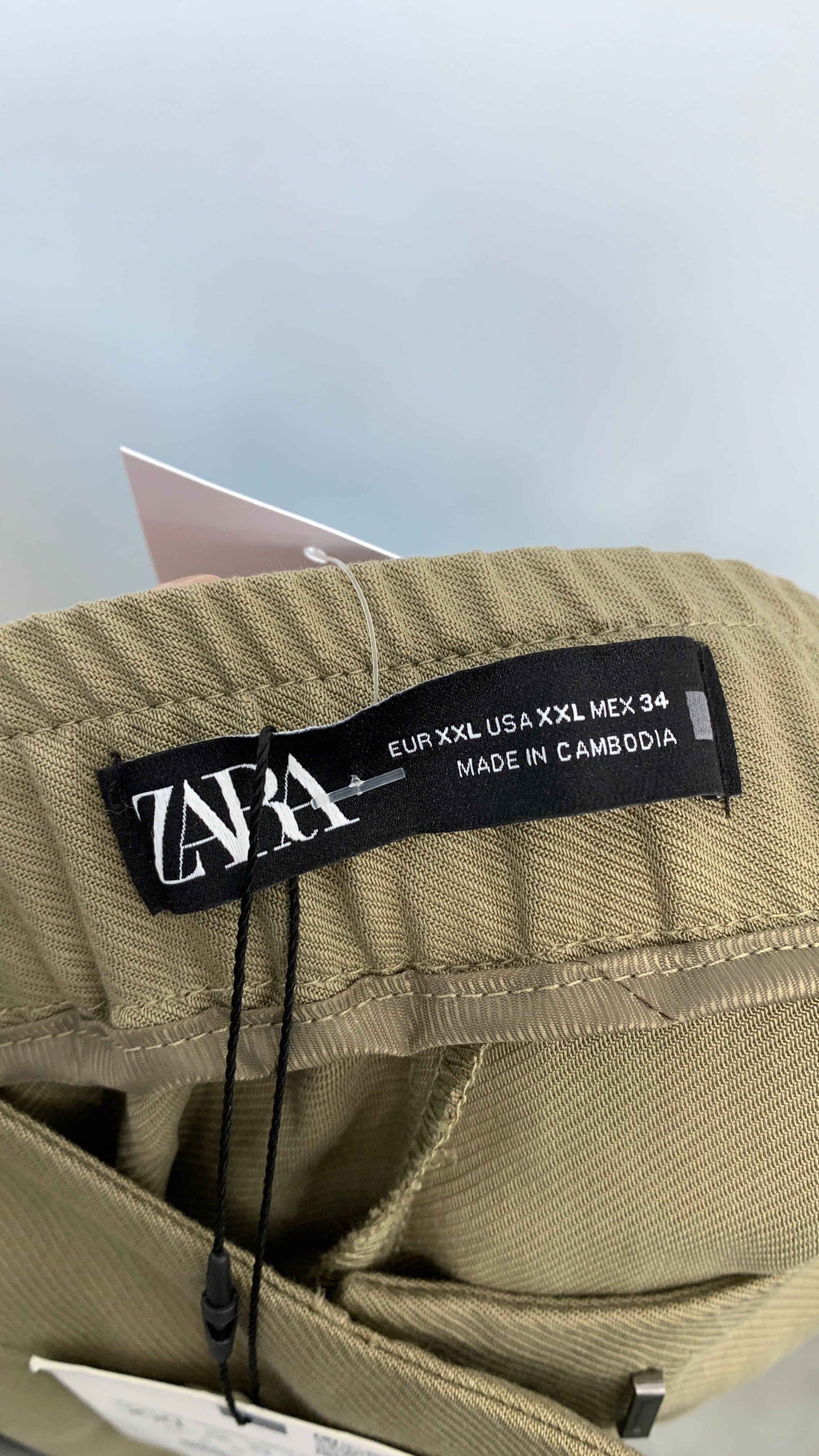 Zara Bukser