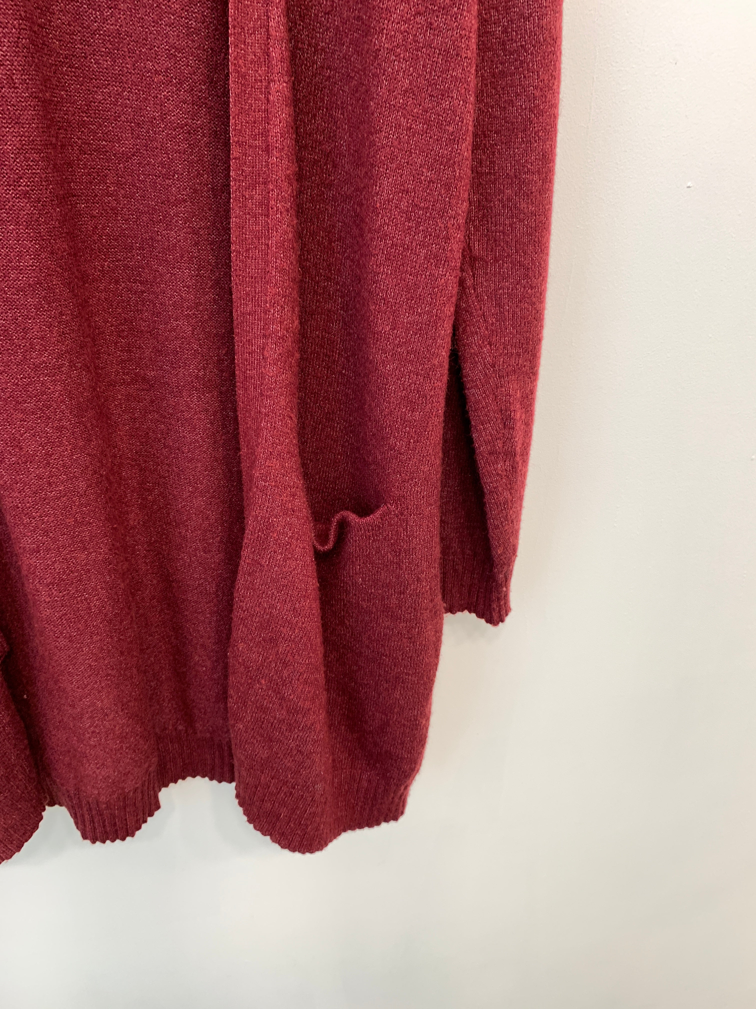 Vila Cardigan