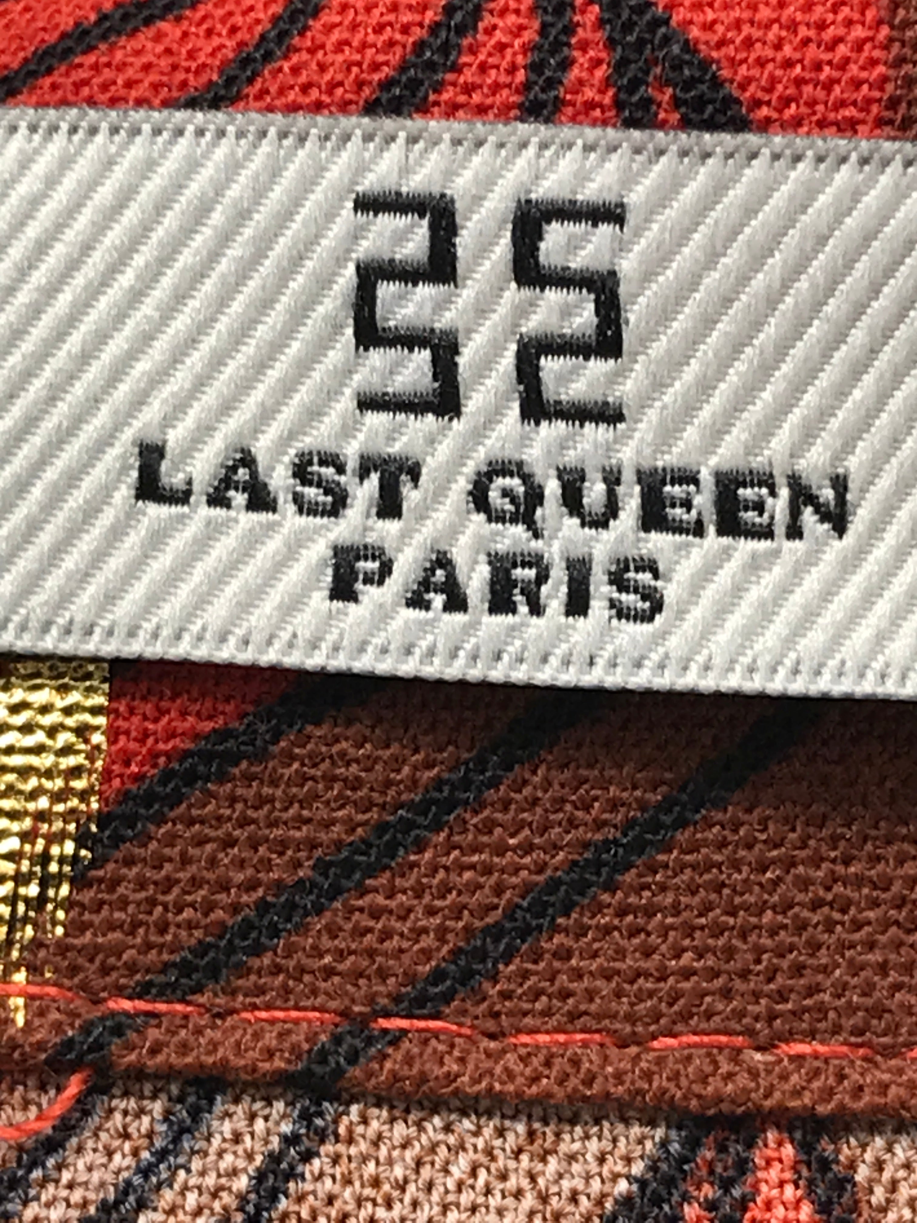 Last Queen Paris Kjole
