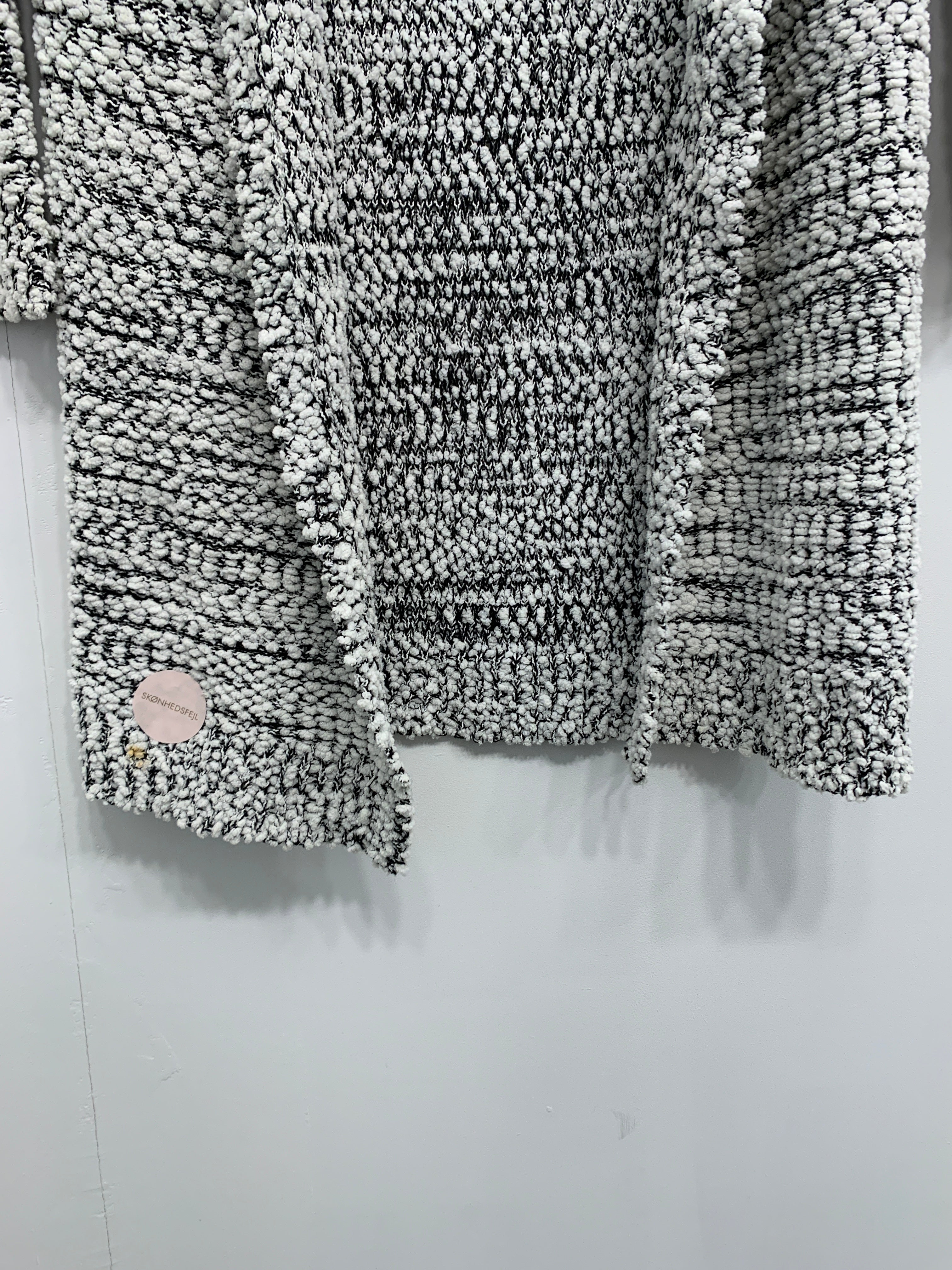 Noisy May Cardigan