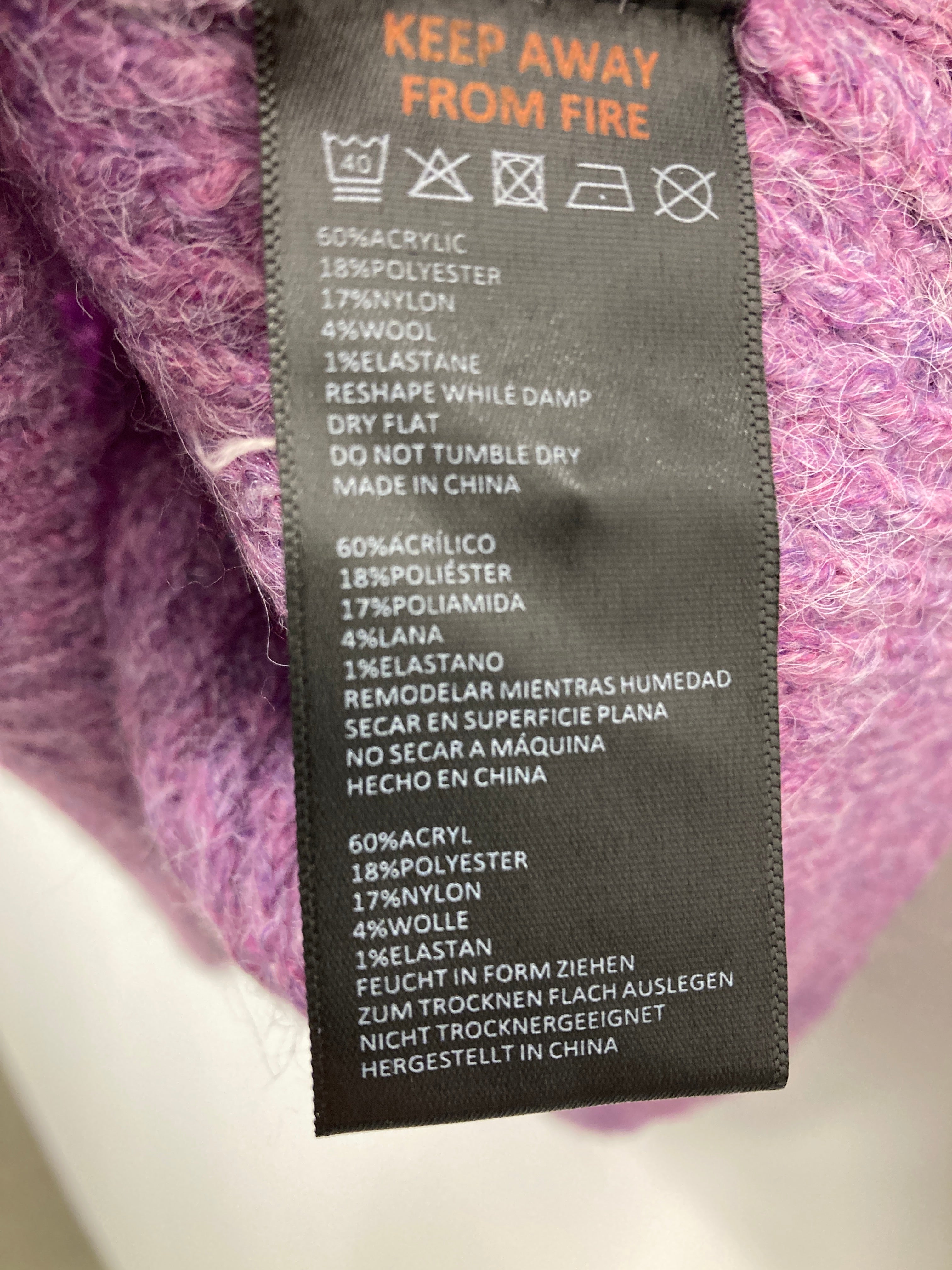 Urban Outfitters Strik