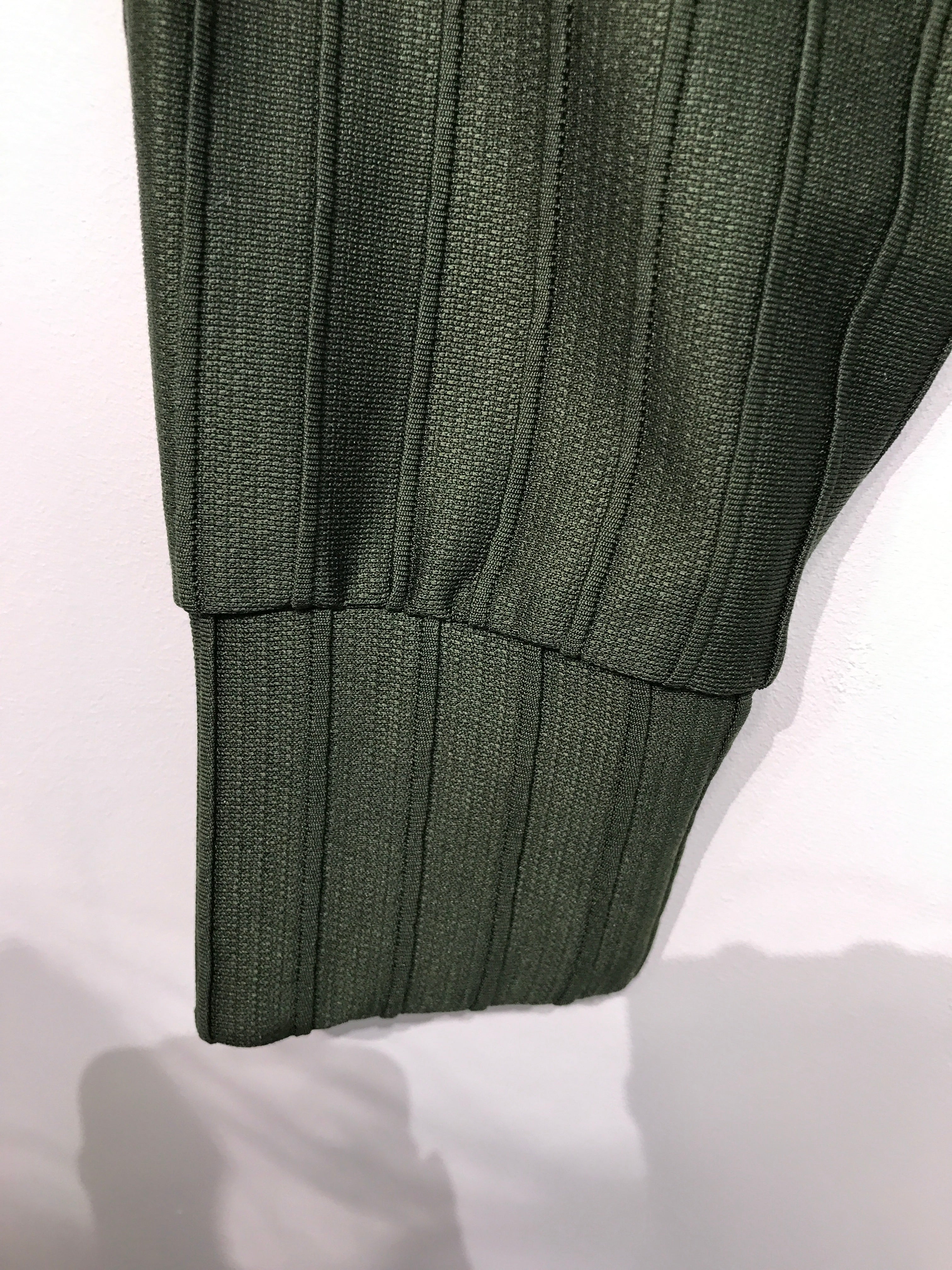 Jaqueline De Young Cardigan
