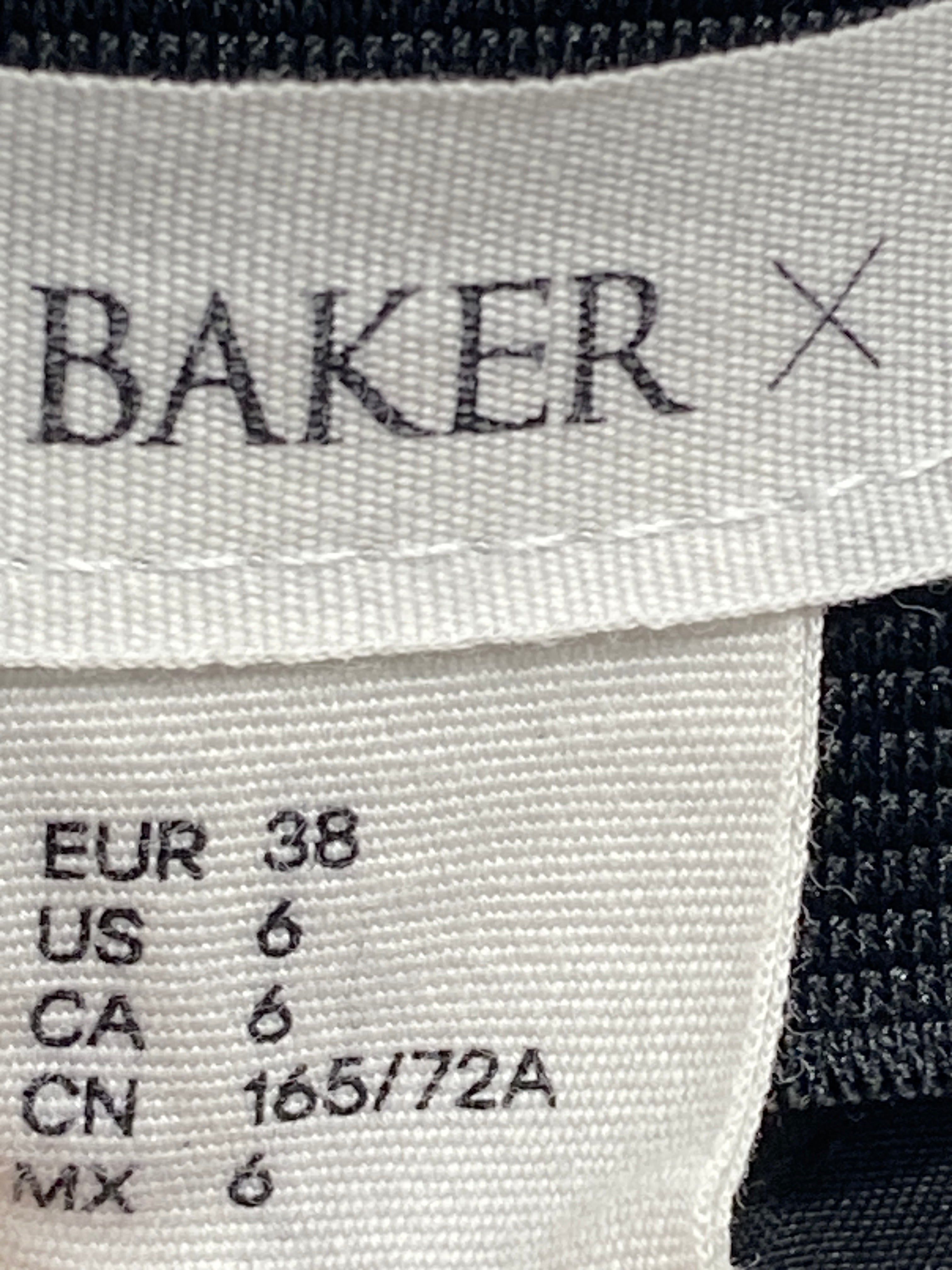 GP & J Baker Bukser