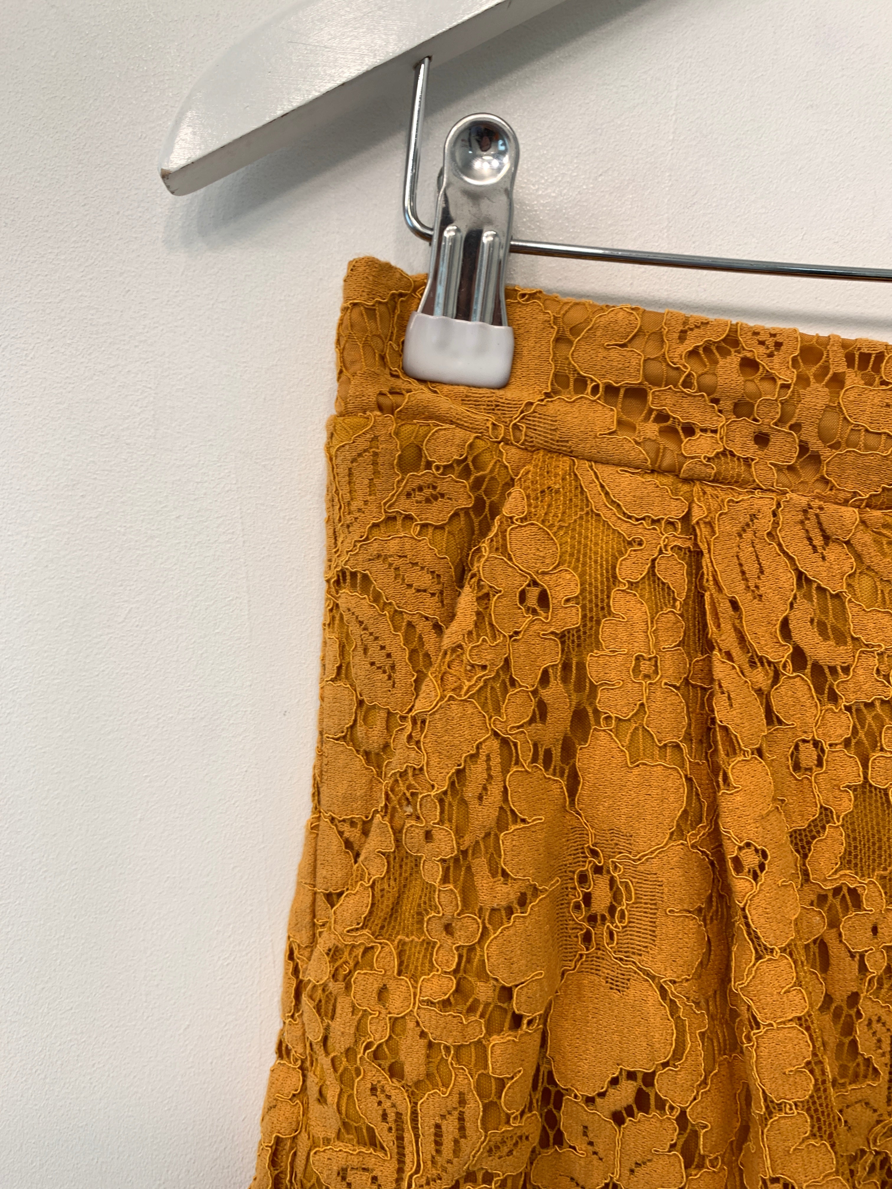 Amisu Shorts