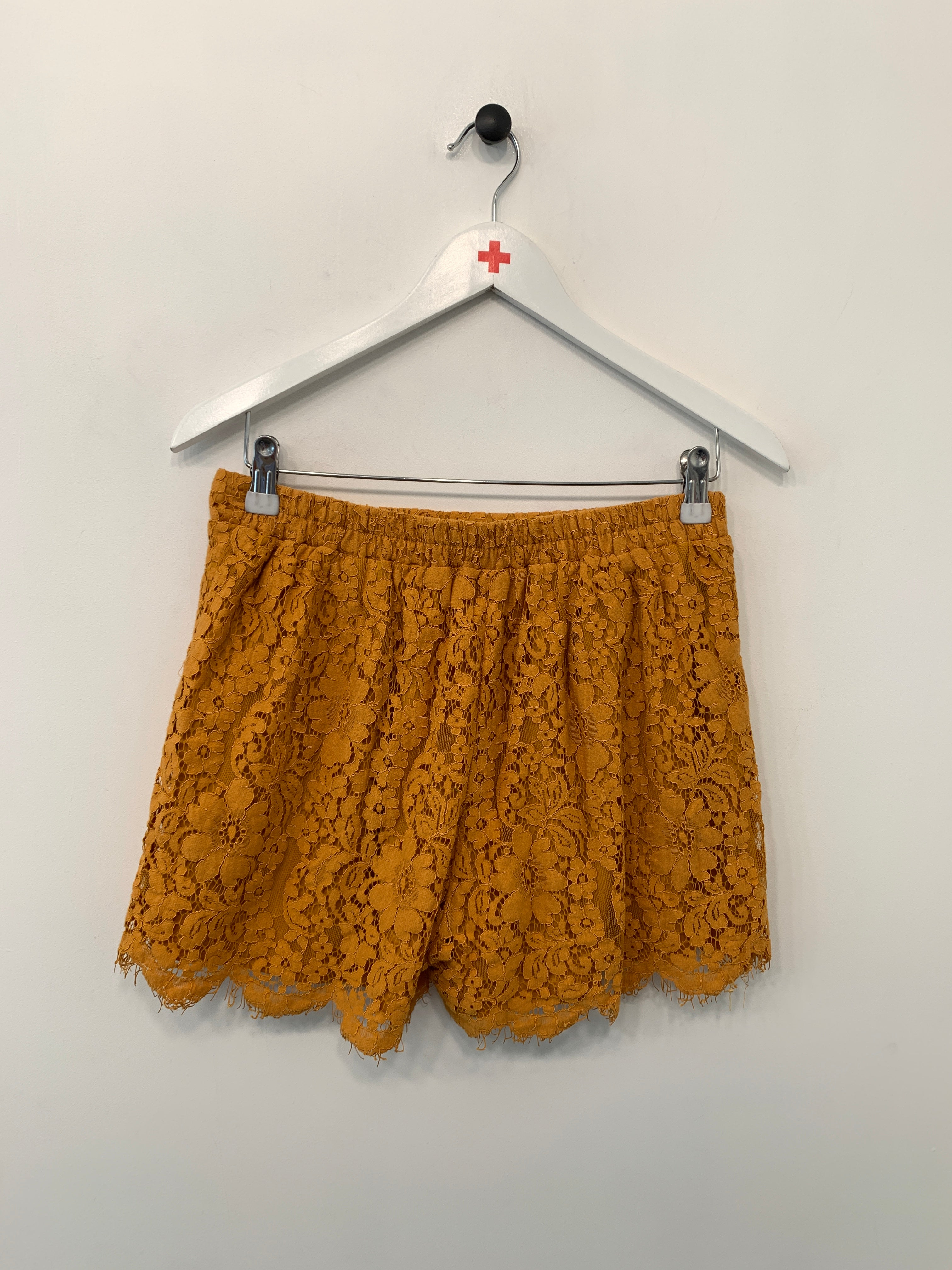 Amisu Shorts
