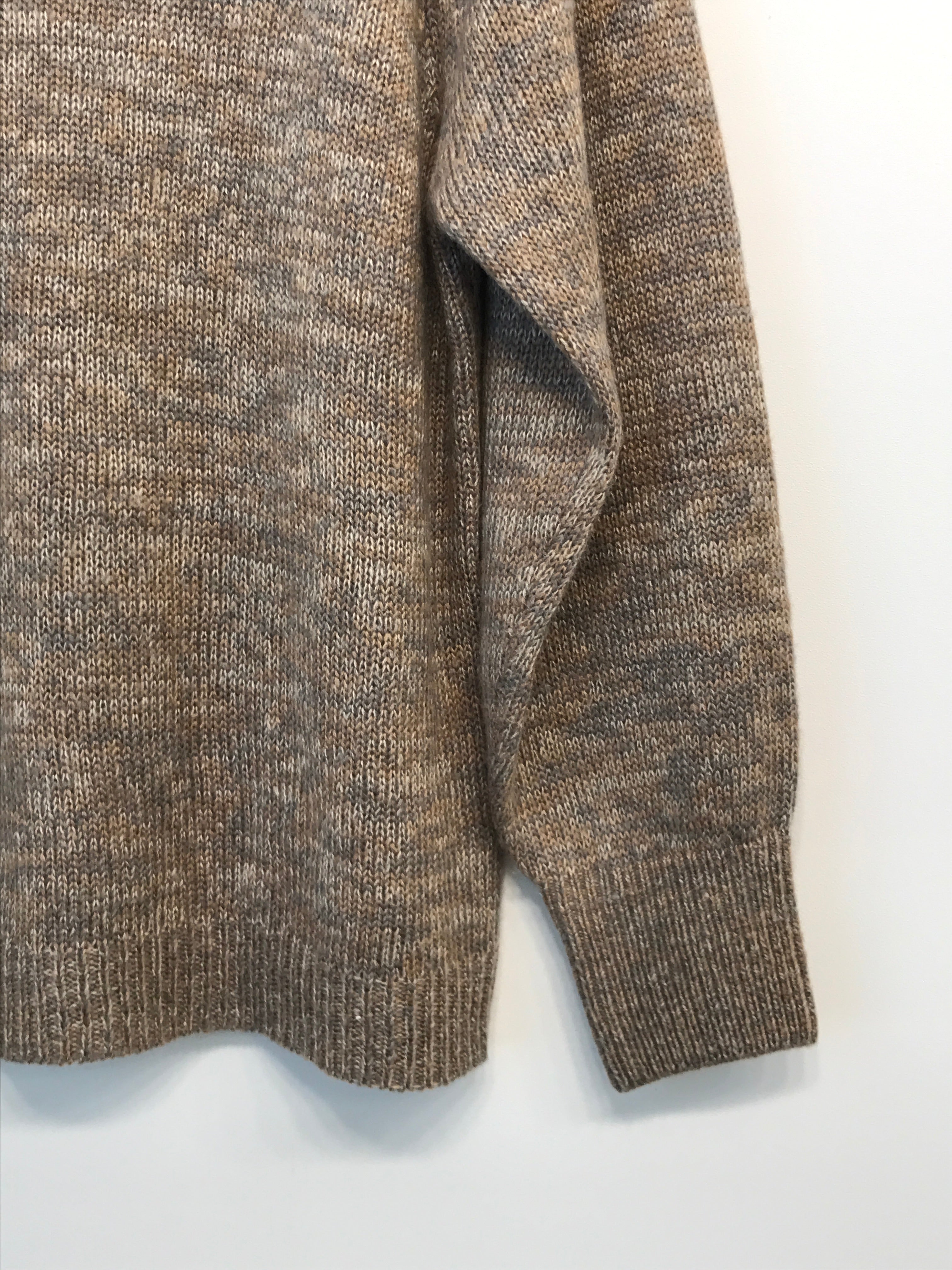VRS Sweater